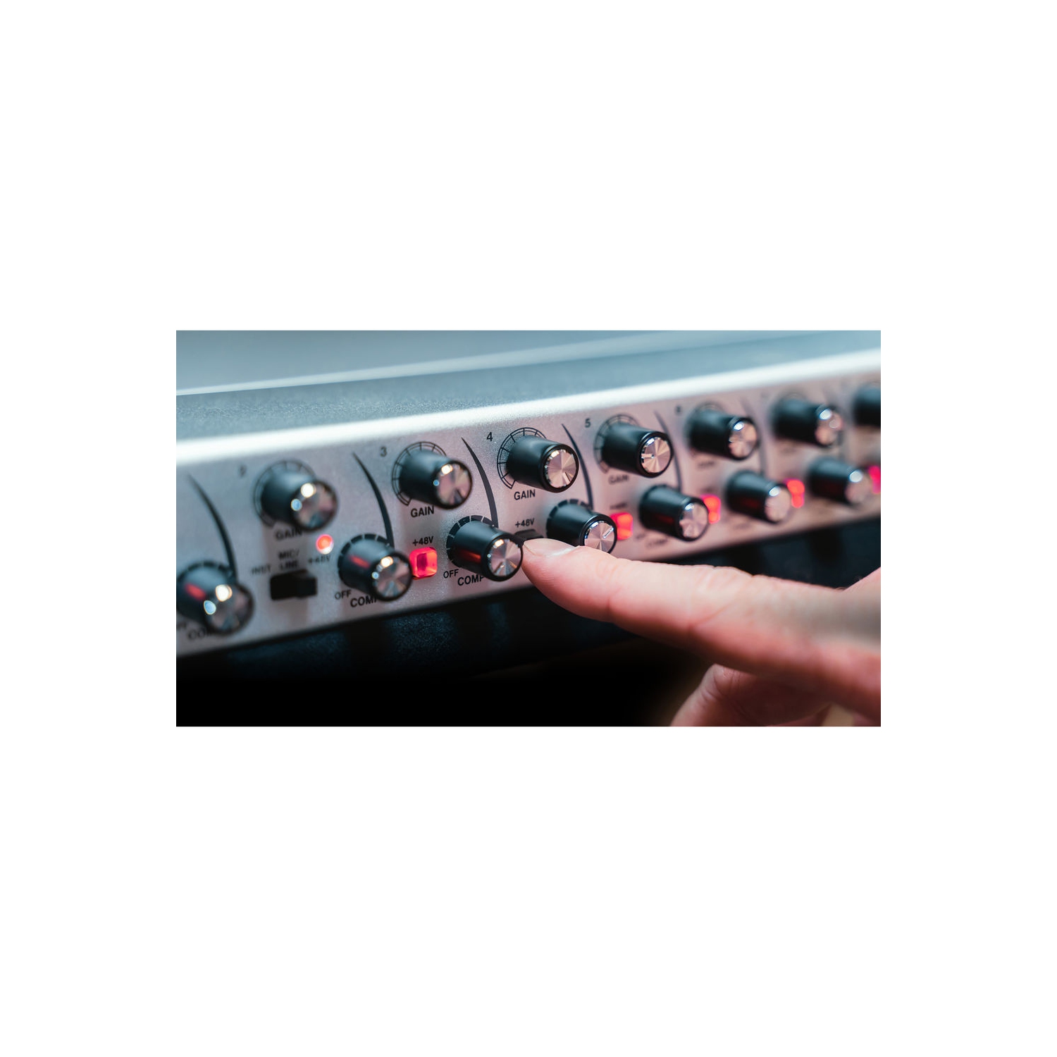 Tascam Series-8P-Dynamic preamp