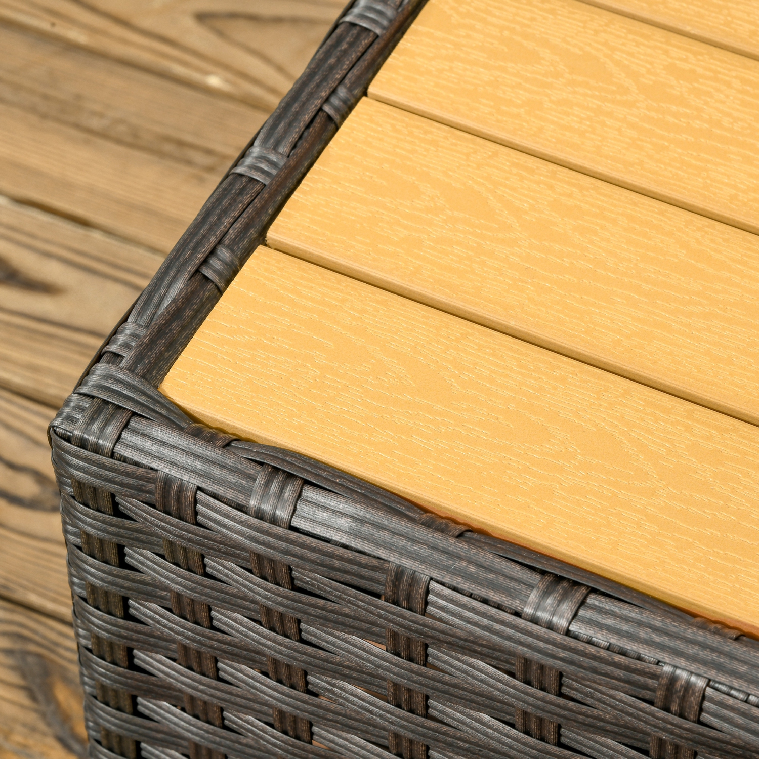 Ensemble de 6 meubles de jardin en osier Outsunny, meubles modulaires à 5 places à dossier haut avec canapé en coin et table basse en plastique pour