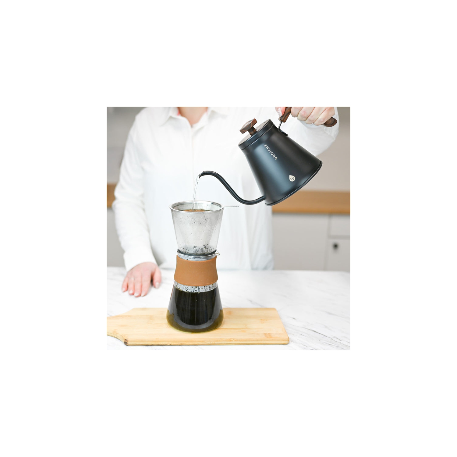 GROSCHE MARRAKESH Gooseneck Pour Over Stovetop Kettle with temperature guage, Stainless Steel Stovetop Kettle - 34 fl. oz, Black