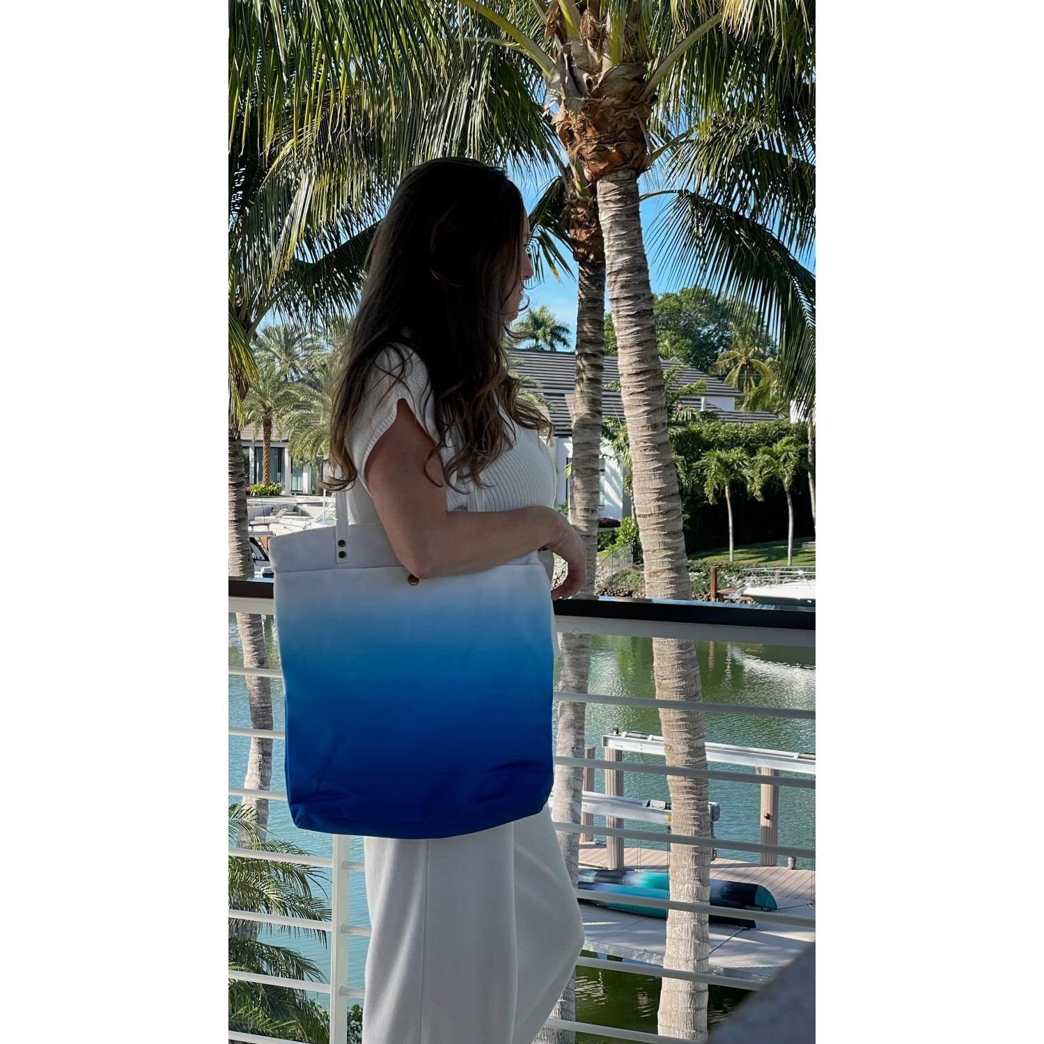 Sac fourre-tout Go Places bleu ombré par FourFour Co