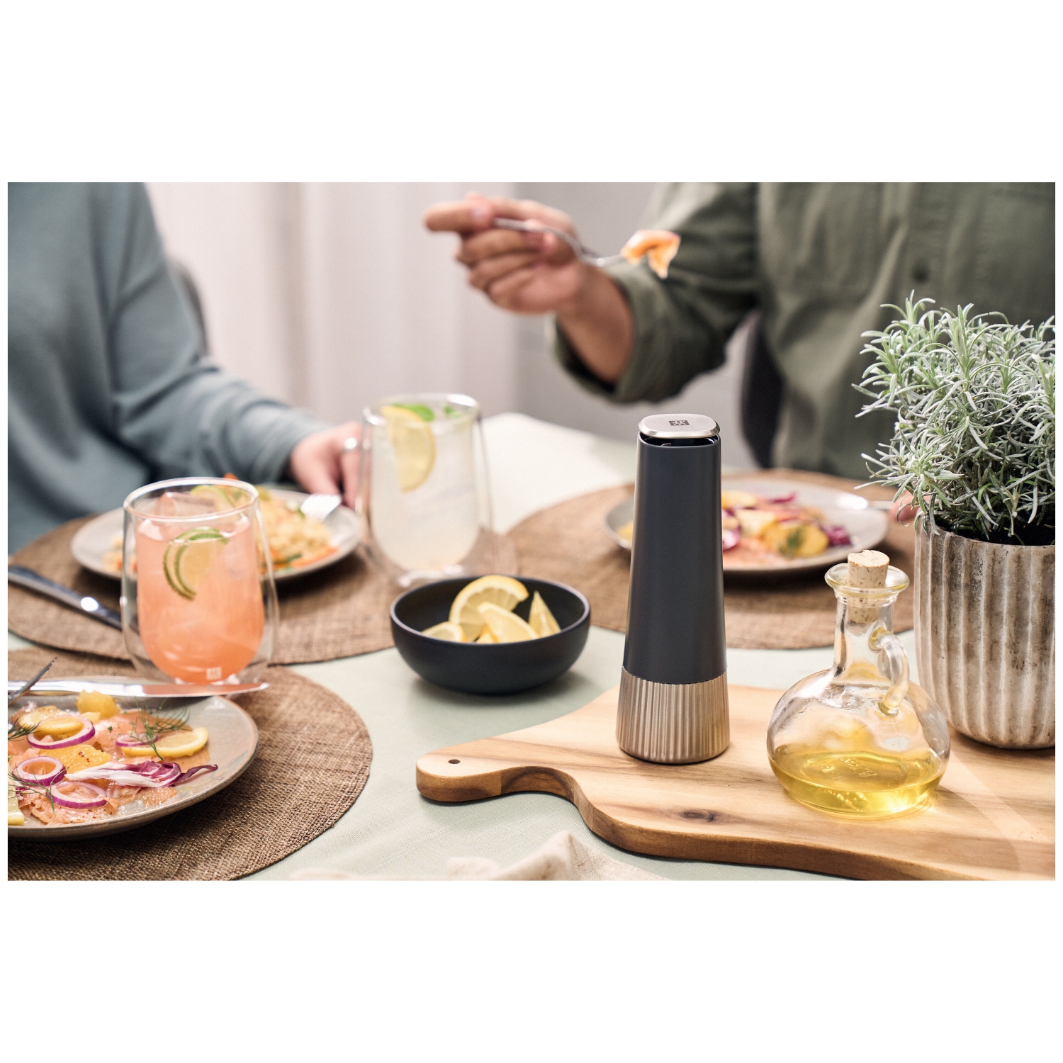 Moulin à épices ZWILLING 19&nbsp;cm, gris