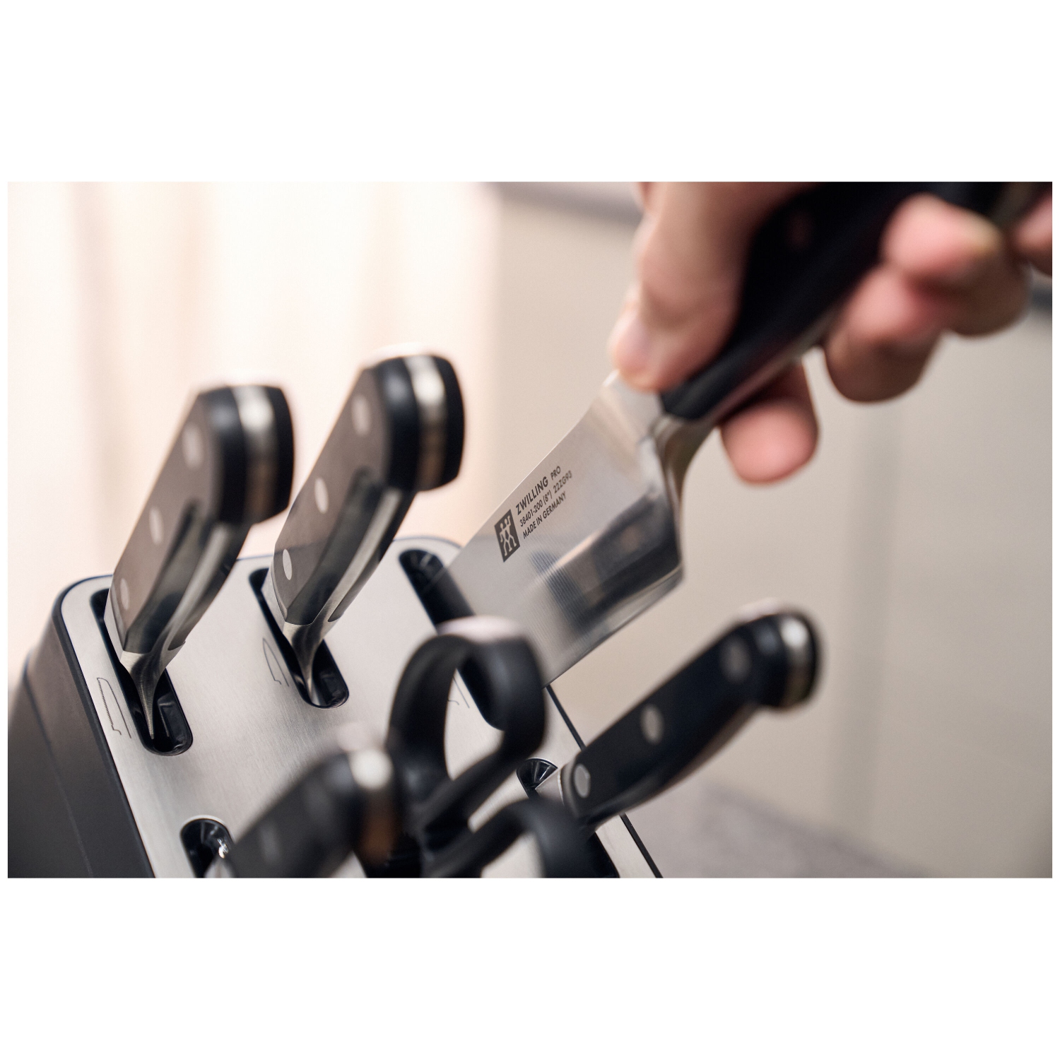 Porte-couteaux 7 pièces Pro DE ZWILLING avec technologie KIS