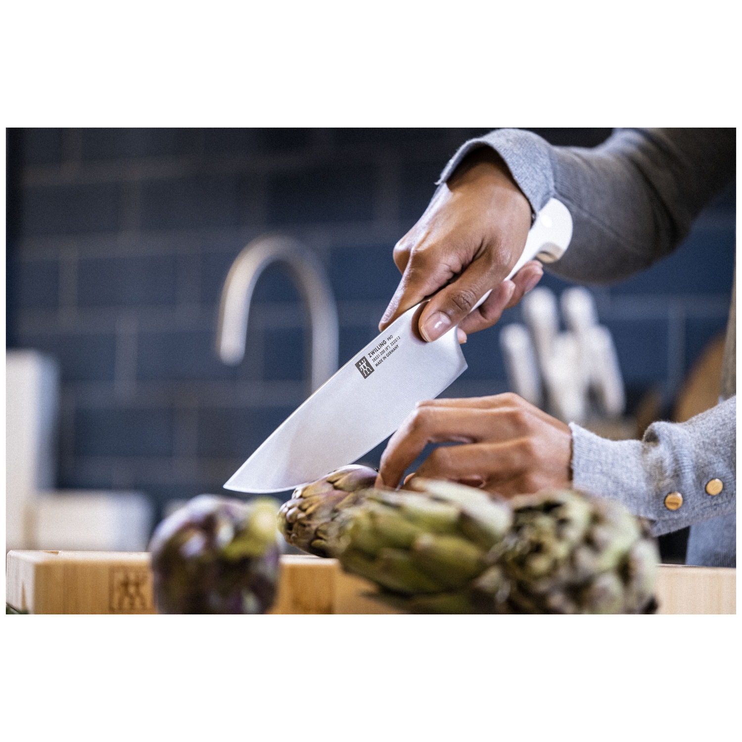 ZWILLING Pro le blanc 8 inch Chef's Knife, White