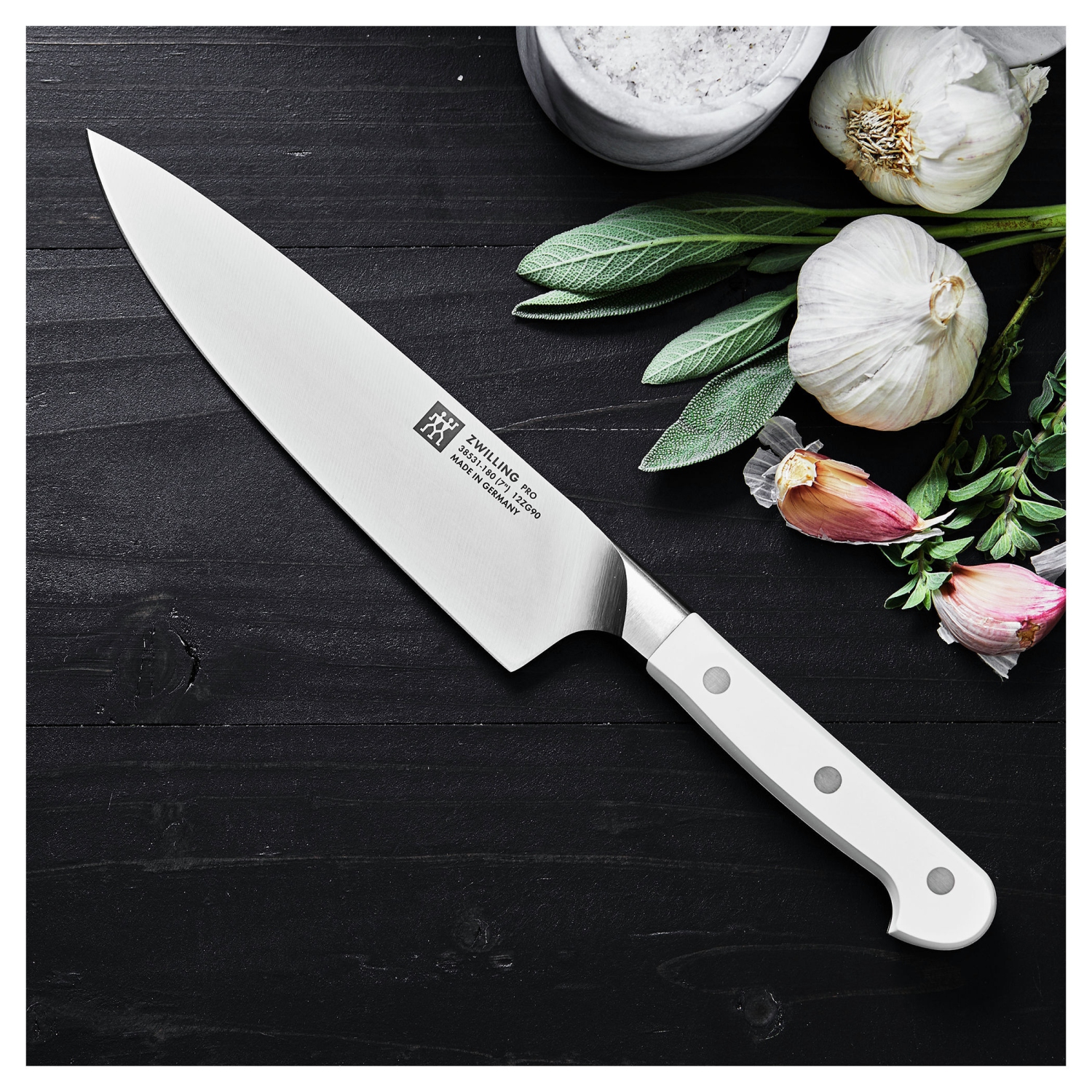 ZWILLING Pro le blanc 7 inch Chef's Knife, White
