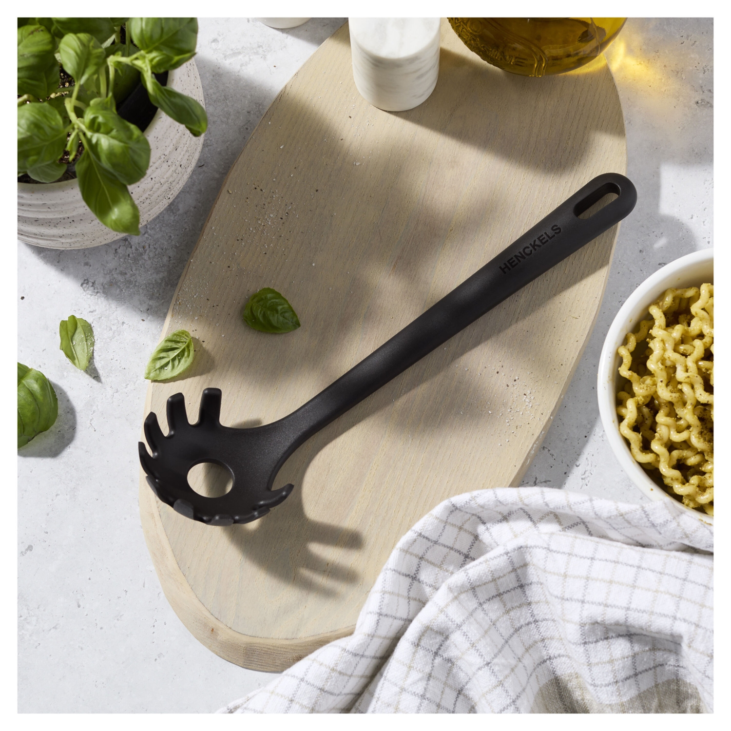 Cuillère à pâtes en silicone onyx HENCKELS