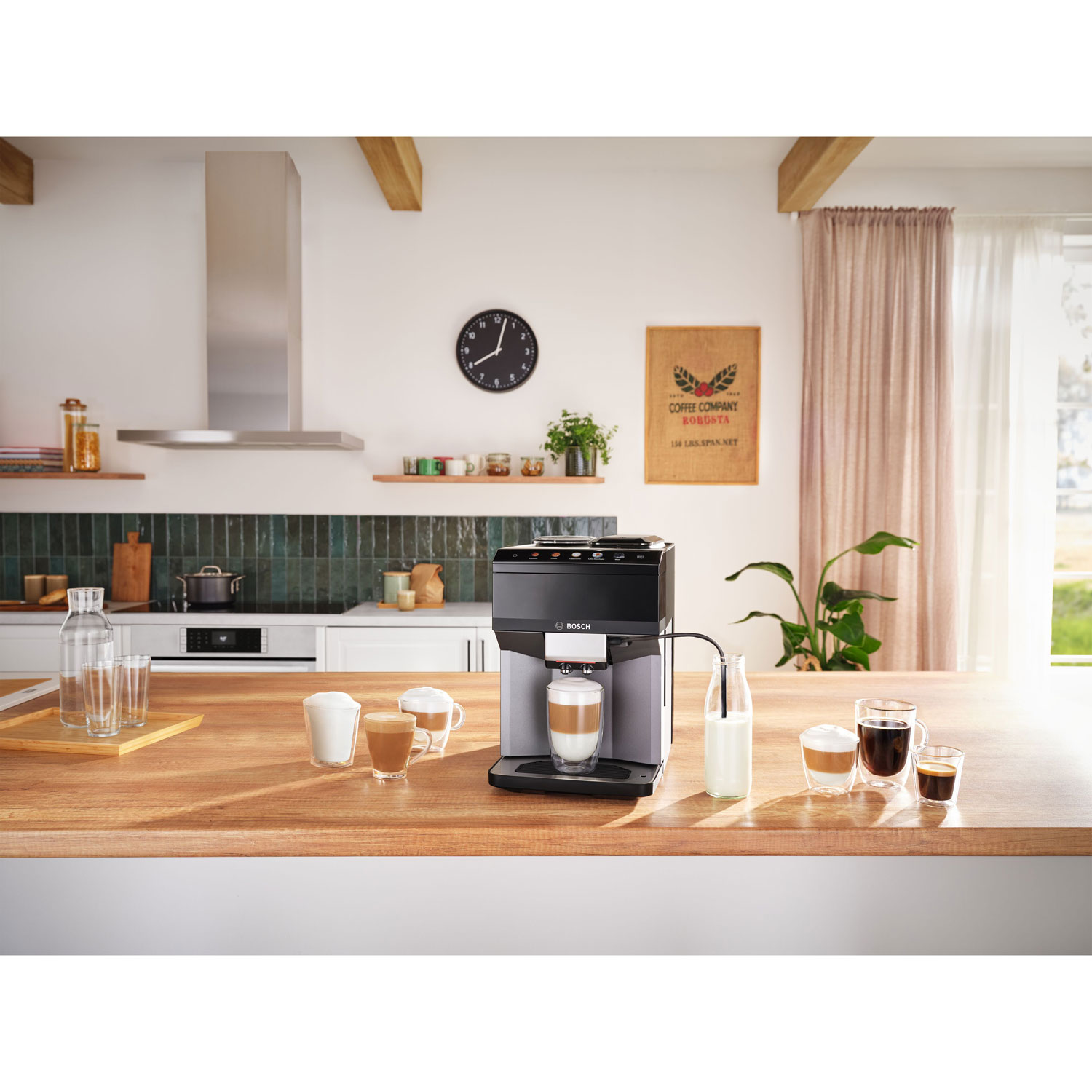 Bosch VeroCafe 500 Series Automatic Espresso Machine with Milk Frother - Black