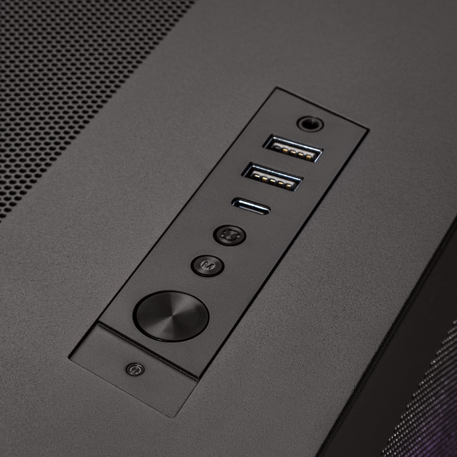 CLX Horus Gaming Desktop - Liquid Cooled AMD Ryzen 9 9950X 4.3GHz 16-Core Processor, 96GB DDR5 Memory, RTX 5090 32GB GDDR7 Graphics, 2TB SSD, 8TB