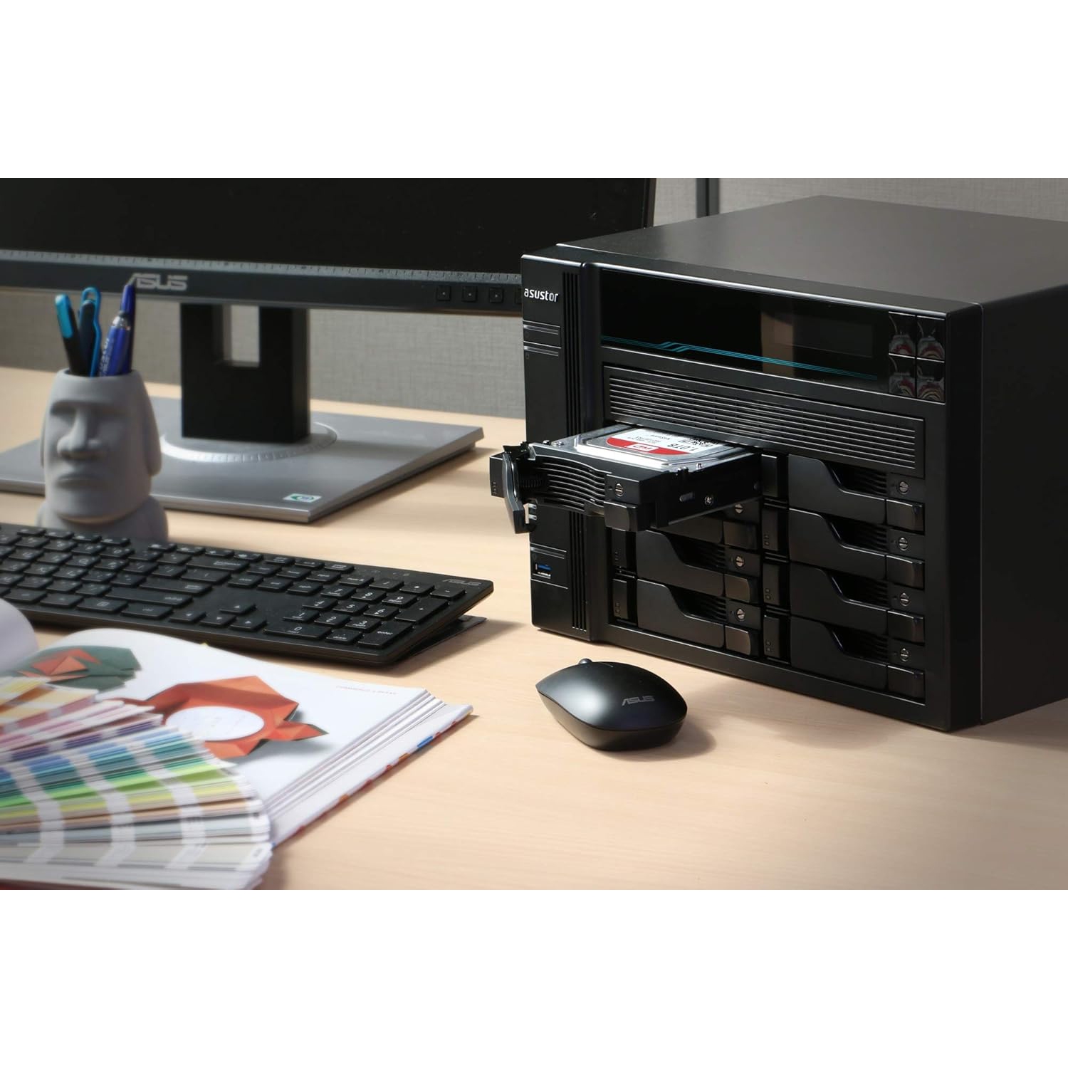 Asustor DRIVESTOR 4 Pro Gen2 NAS enclosure