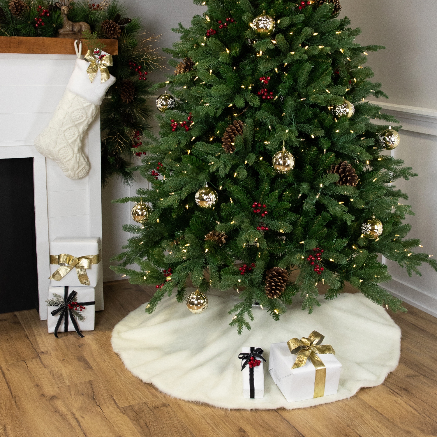 Bas de Noël en maille torsadée avec revers en fourrure synthétique - 20,5&nbsp;po - Crème et blanc