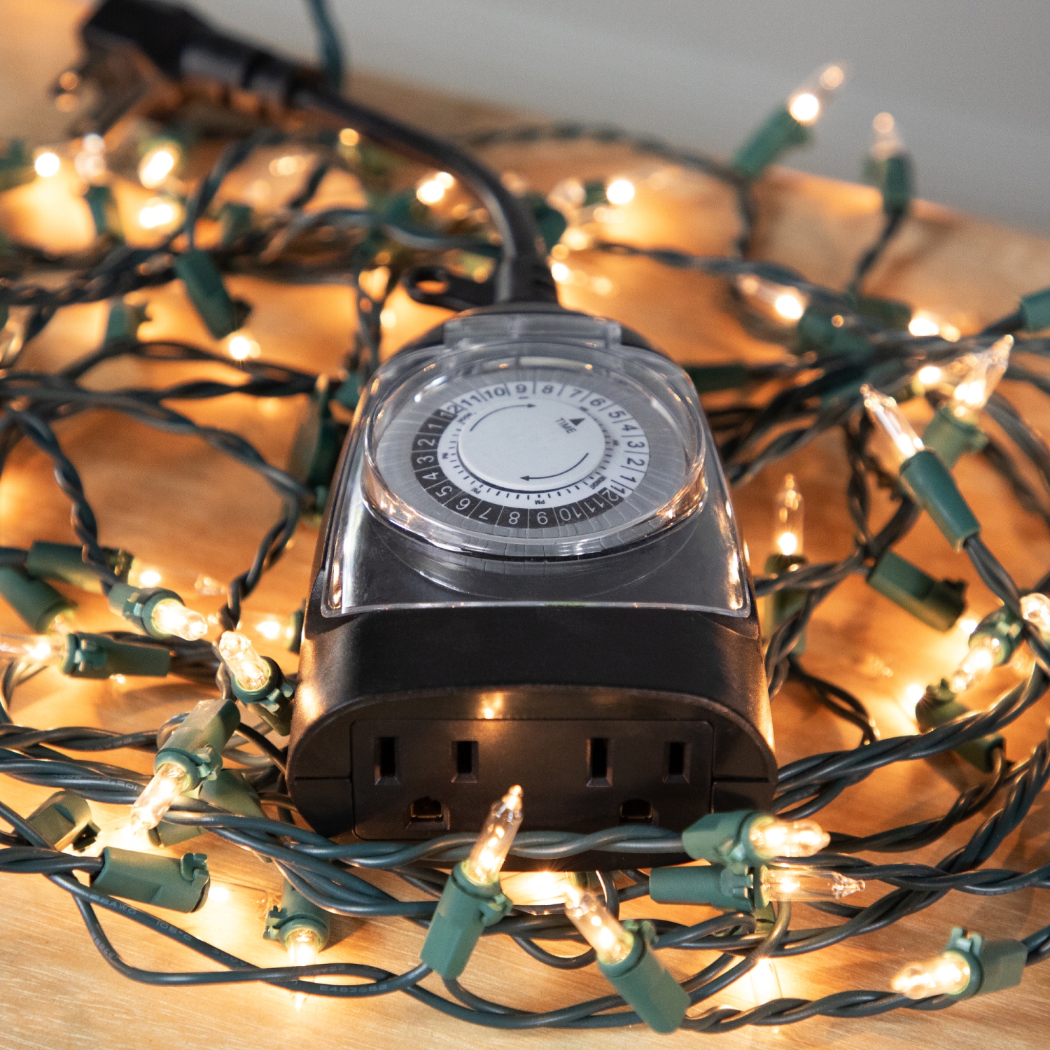 24-Hour Heavy Duty Plug-In Timer - 5" - Black