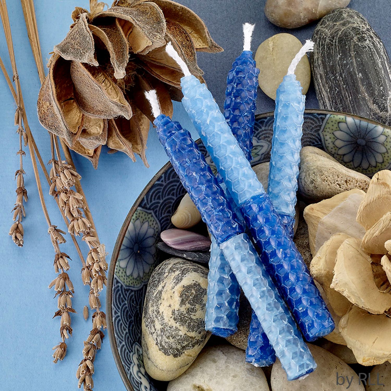Two-Tone Honeycomb Beeswax Hanukkah Candles - 4" - Blue - 45ct