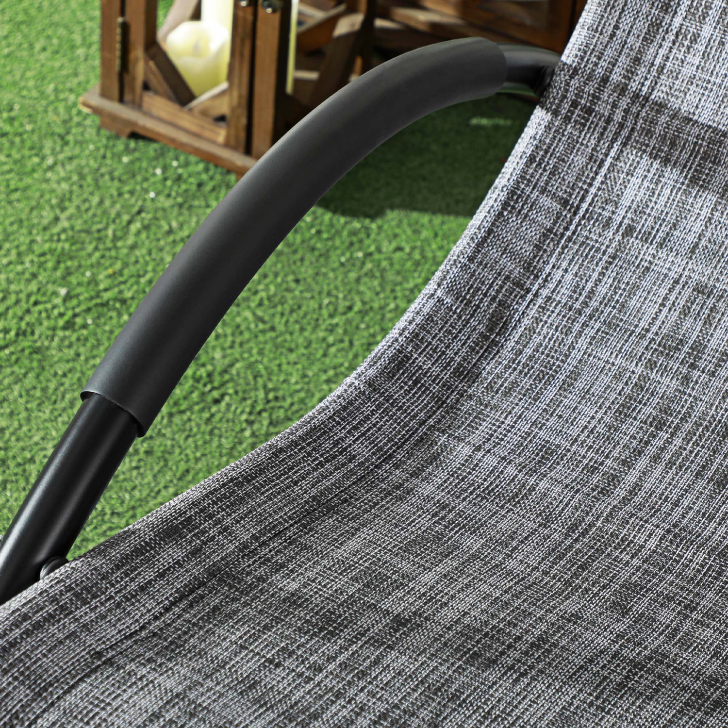 Chaise longue berçante extérieure de patio Outsunny Zero Gravity avec siège en filet rembourré gris