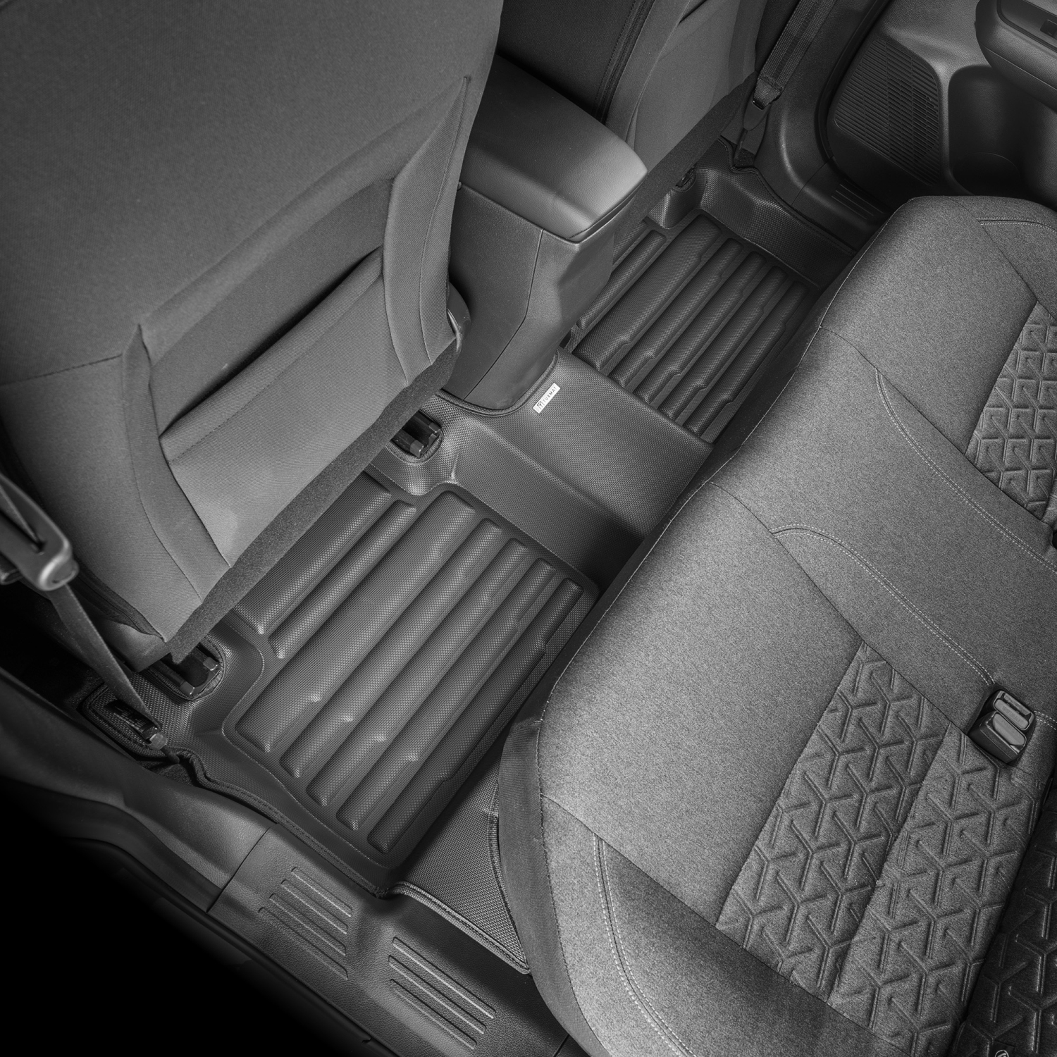 Tapis TuxMat - Pour les modèles Nissan Kicks 2025-2026 - Tapis d'auto personnalisés - Couverture maximale, toutes saisons, mesurée au laser - Cet