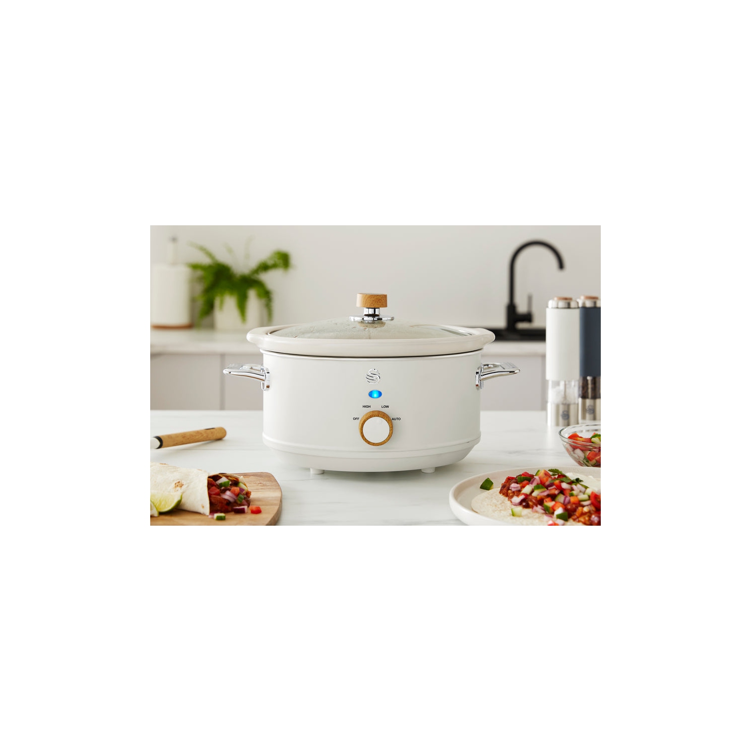Swan Nordic 3.5L Slow Cooker - White