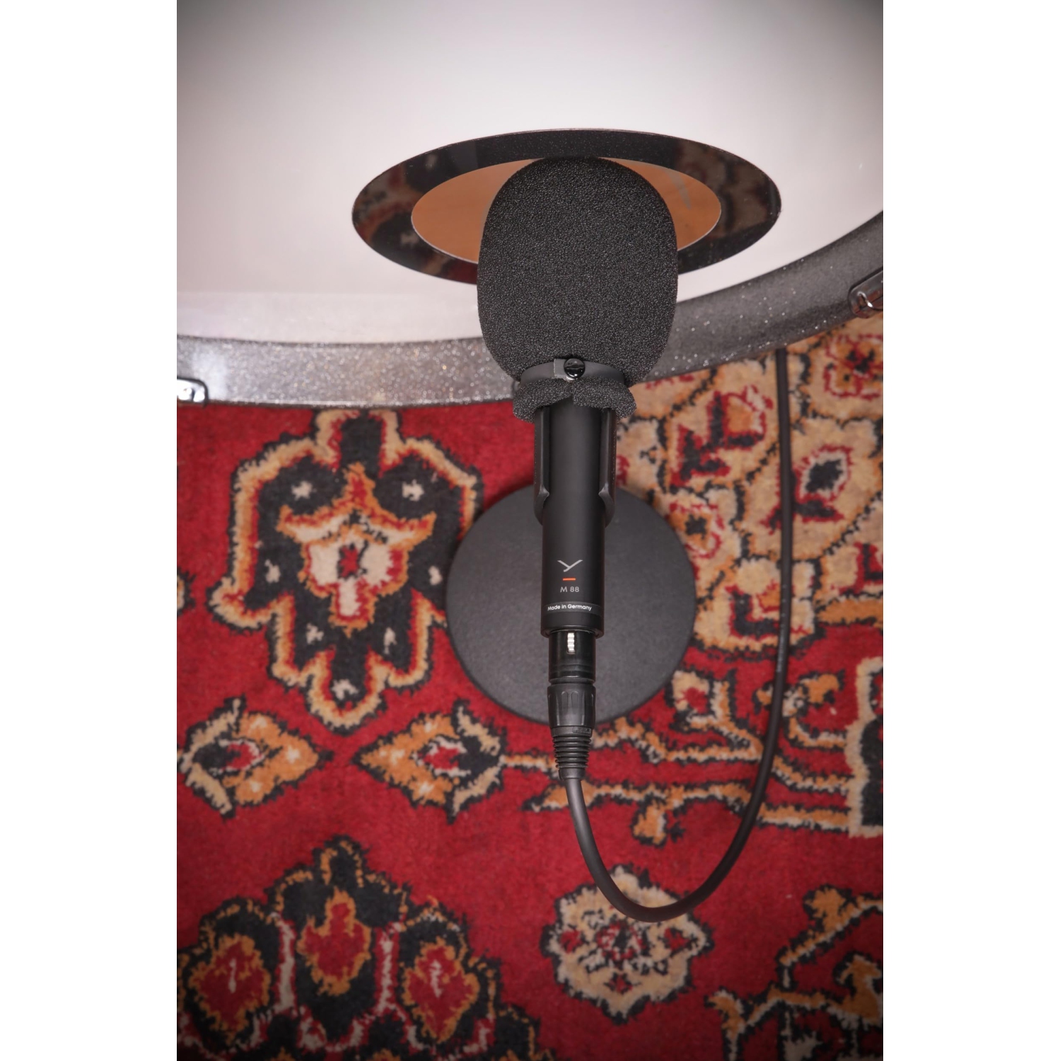 Beyerdynamic - M 88 Dynamic Microphone Hypercardioid&nbsp;