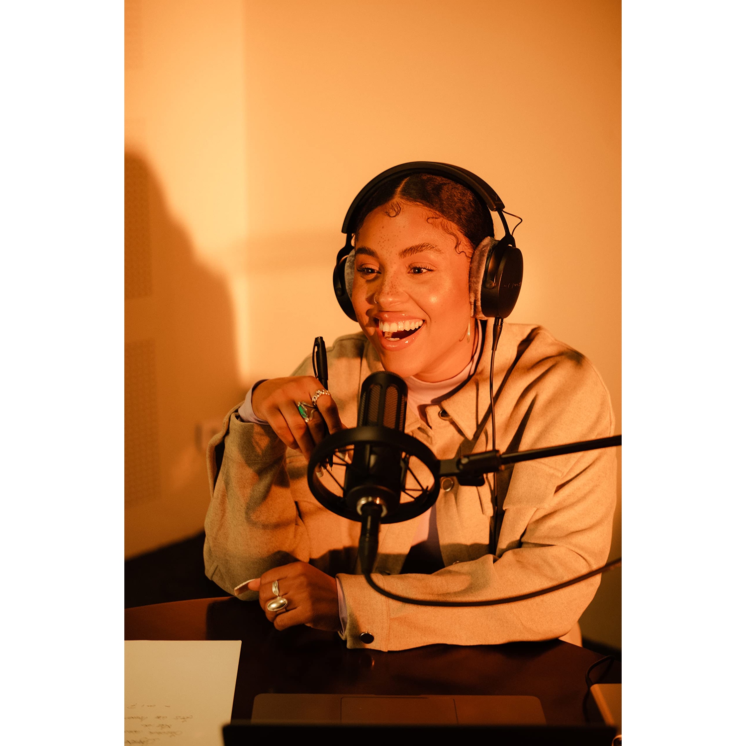 beyerdynamic PRO X M70 Professional Front-Addressed Dynamic Microphone with Storage Bag, Pop Filter, and Shock Mount