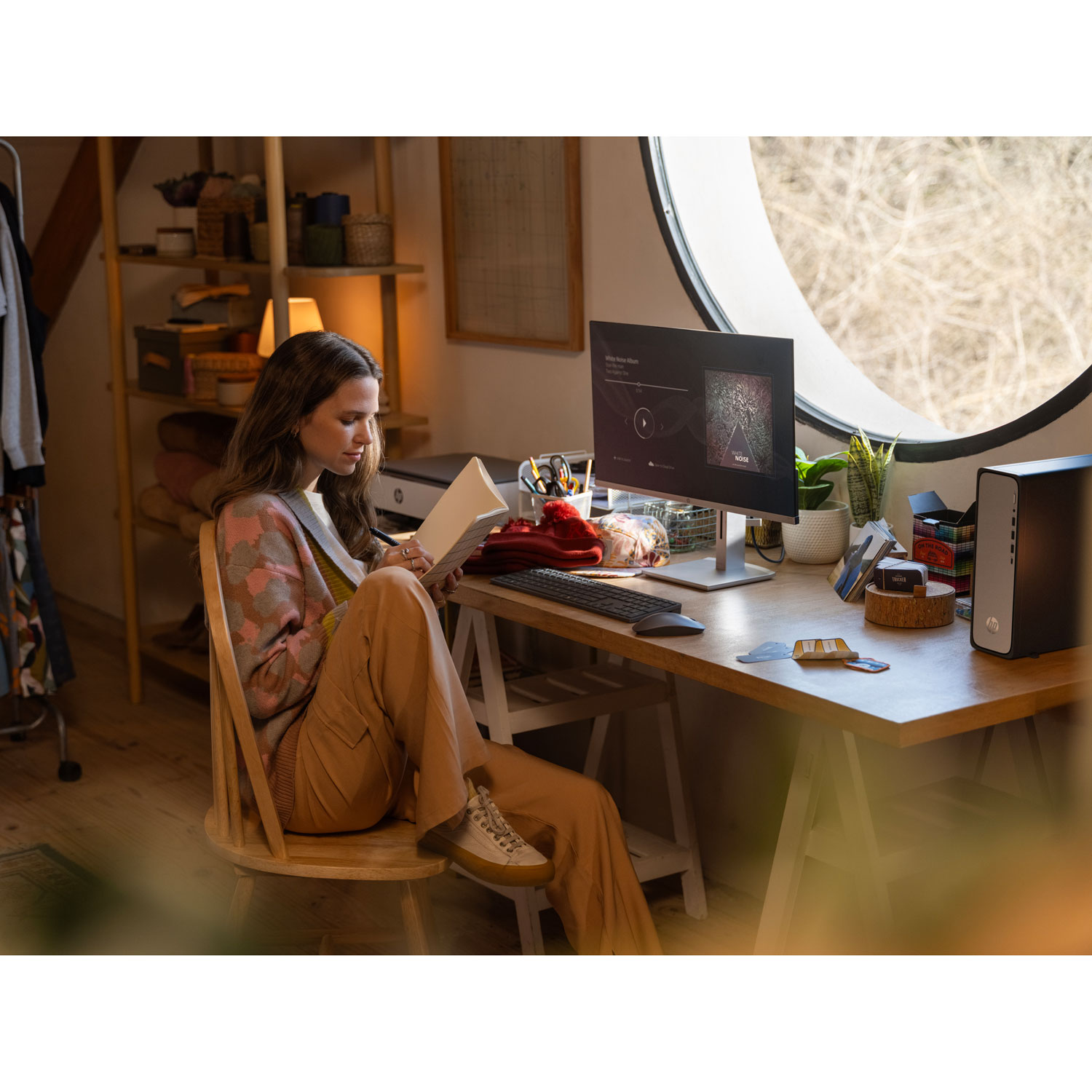 Ordinateur de bureau mince OmniDesk de HP - Noir - Exclusivité Best Buy