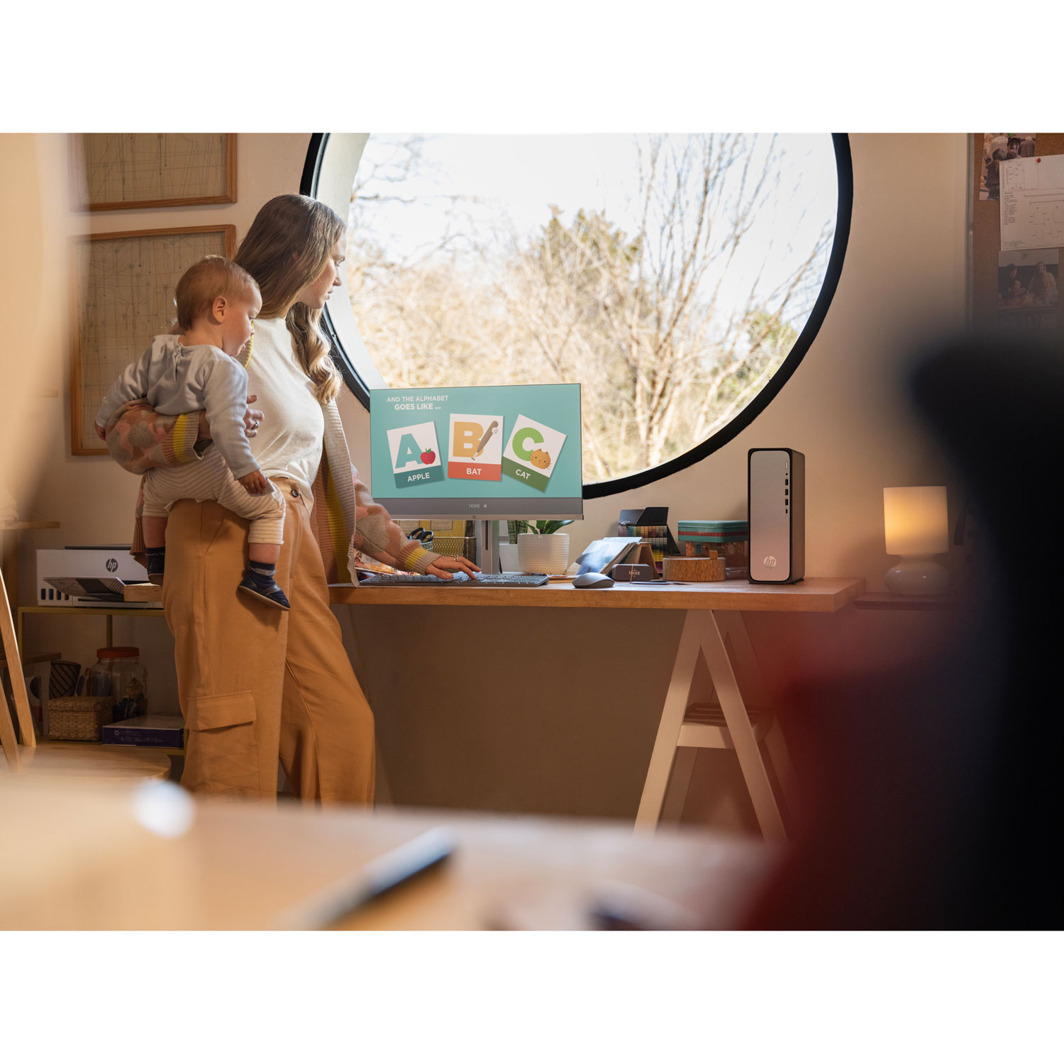 Ordinateur de bureau mince OmniDesk de HP - Noir - Exclusivité Best Buy