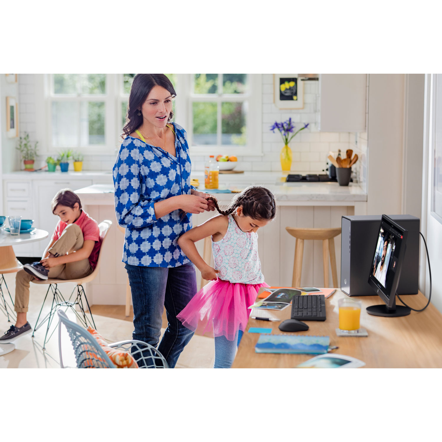 Ordinateur de bureau OmniDesk de HP - Noir - Exclusivité Best Buy