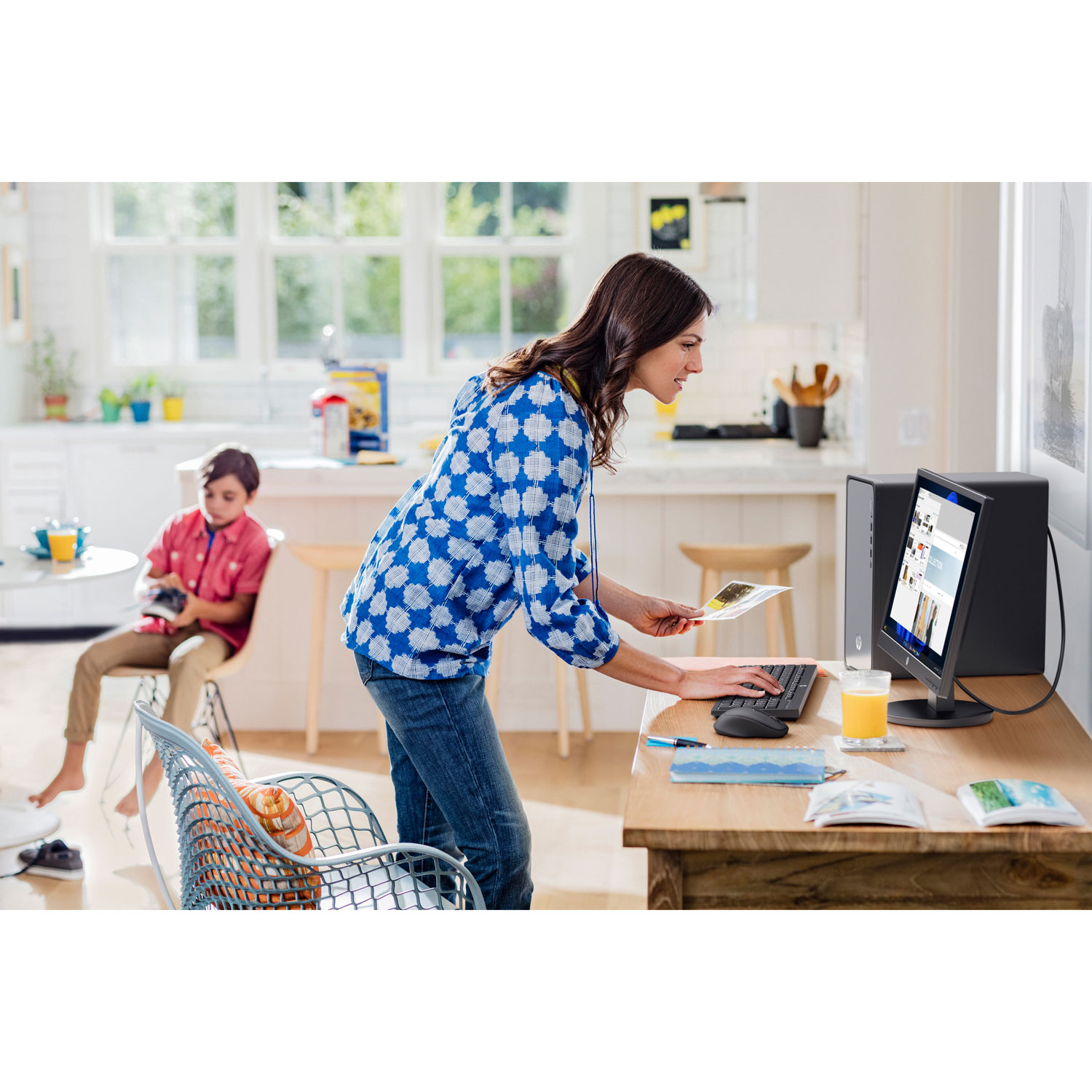 Ordinateur de bureau OmniDesk de HP - Noir - Exclusivité Best Buy