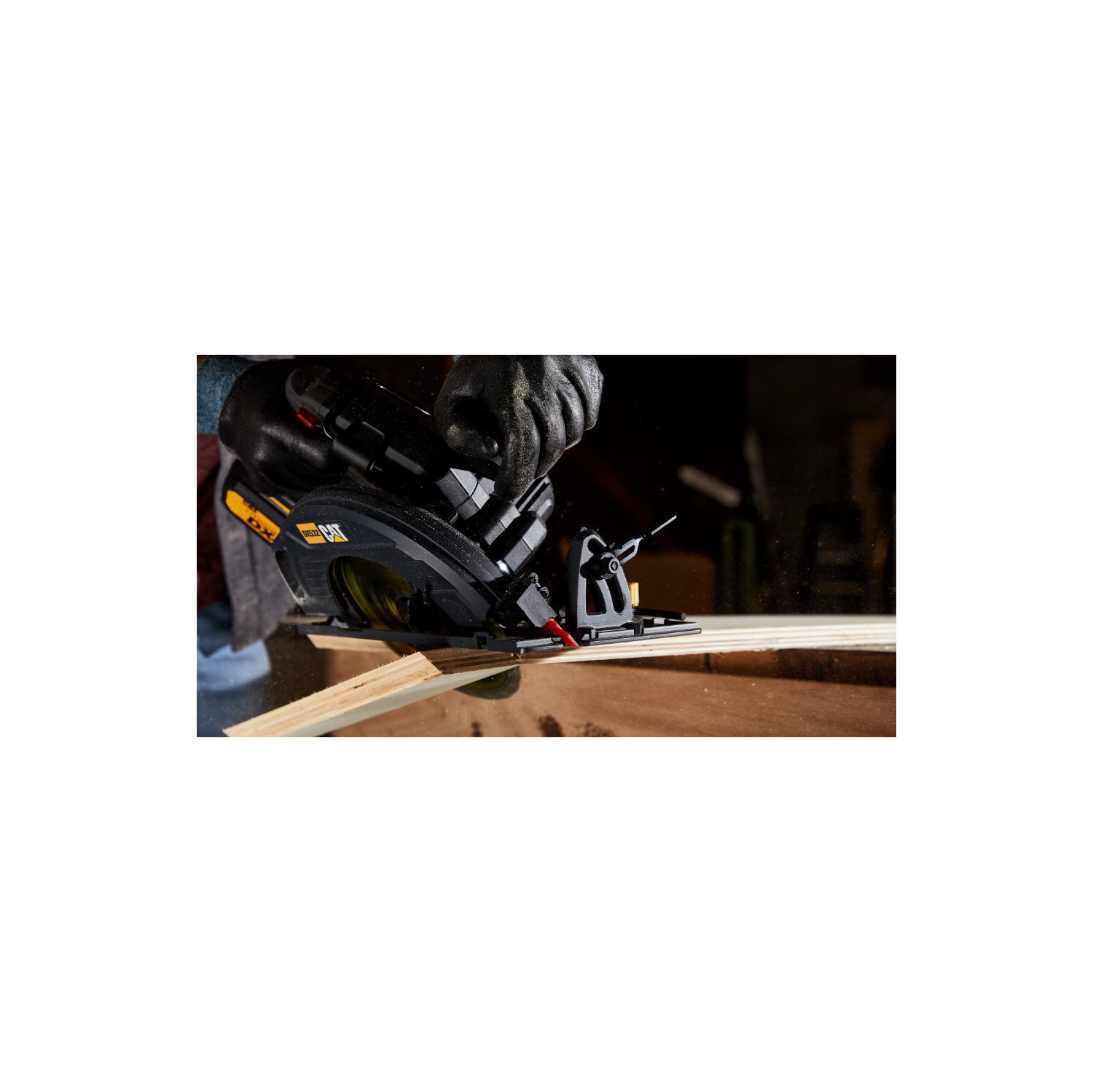 CAT – Scie circulaire sans balais 7-1/4 po de 18 V