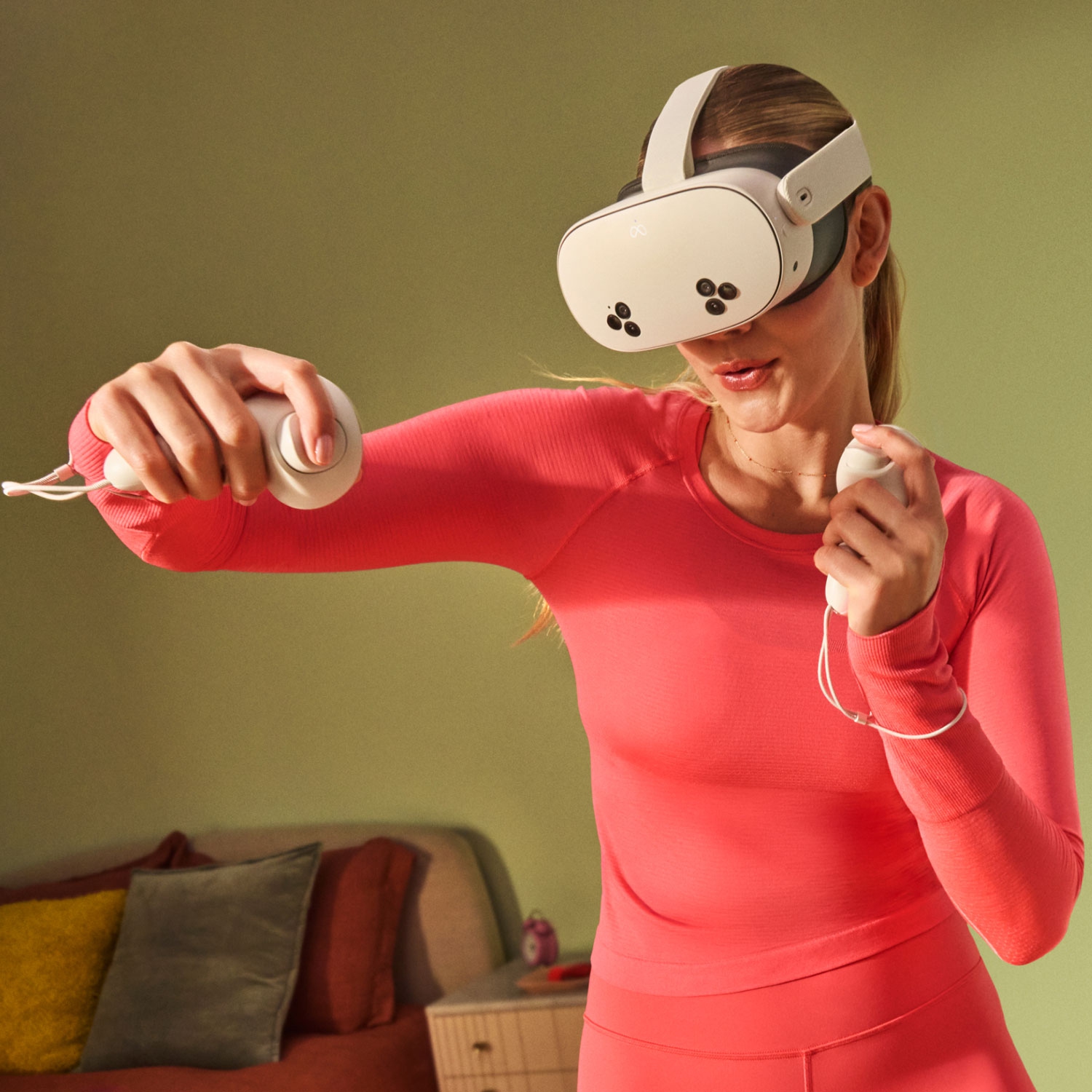 Casque de réalité virtuelle Meta Quest 3S 128 Go avec manettes Touch Plus