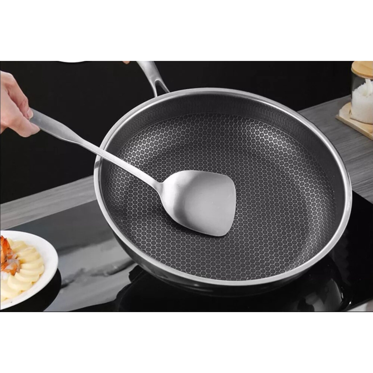 Poêle à frire en acier inoxydable de Verka avec technologie de gravure antiadhésive, 26&nbsp;cm