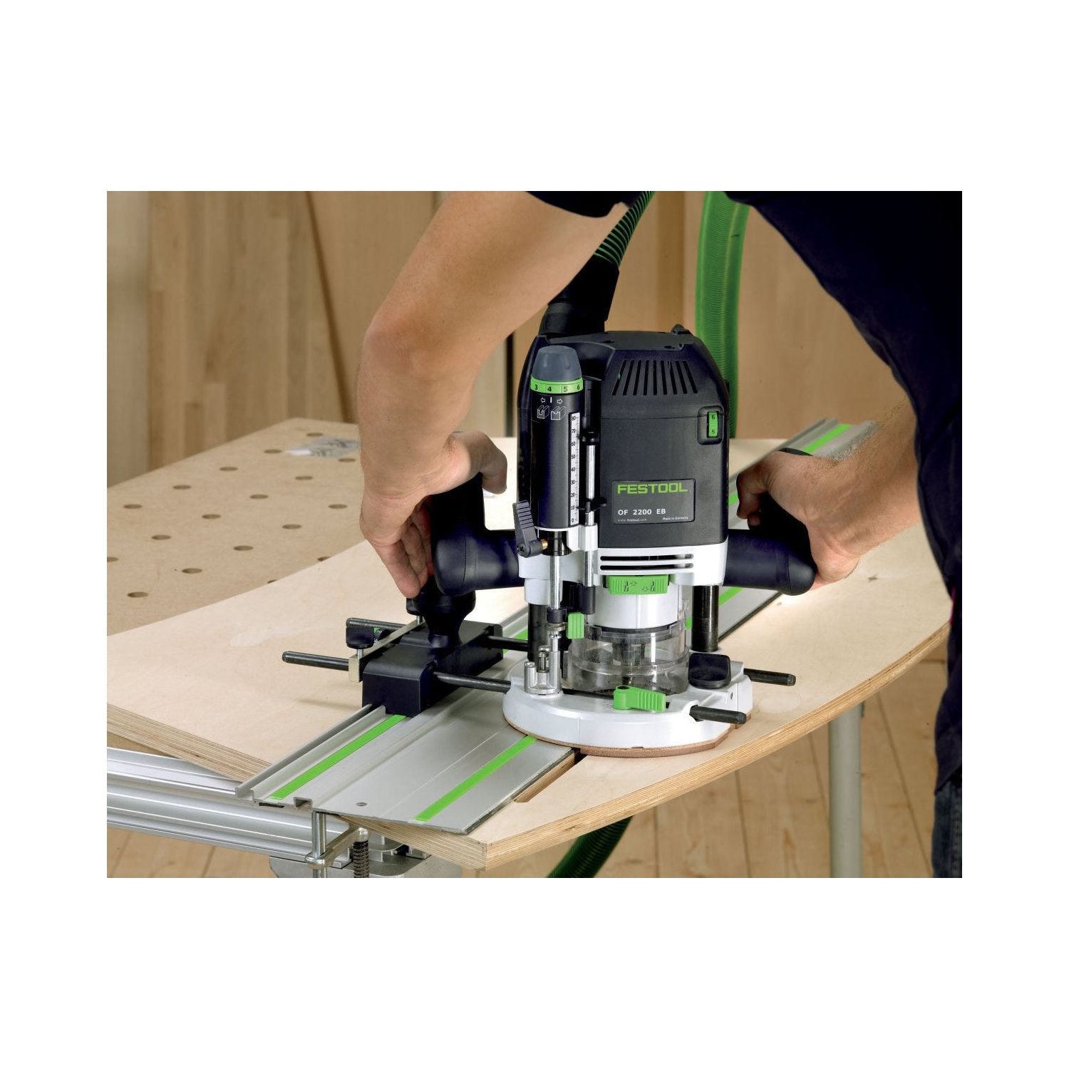 Festool 3 5/32&nbsp;po of 2200 EB-F-Plus Routeur plongeant avec systainer - 576223