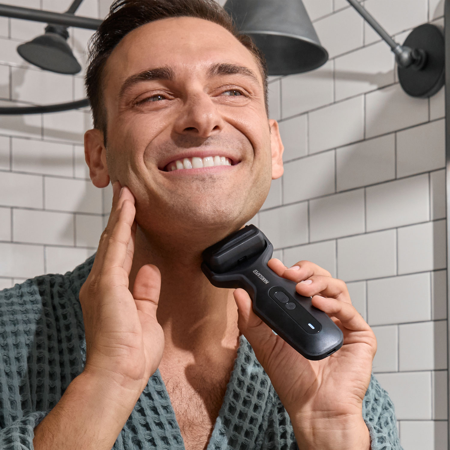 Manscaped Chairman Plus Cordless Face Shaver Essentials Kit