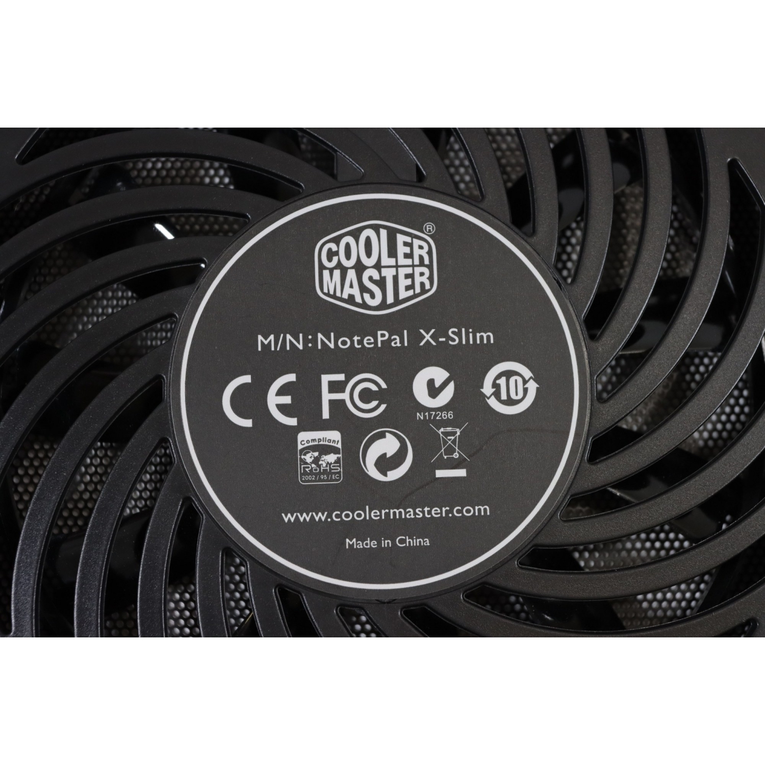 Remis à neuf - Support de refroidissement pour portable de Cooler Master