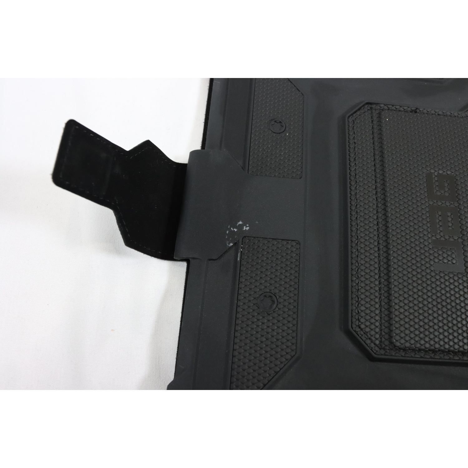 Remis à neuf - Étui robuste d'UAG pour iPad Pro de 11&nbsp;po – Protection de qualité militaire, couverture folio sécurisée