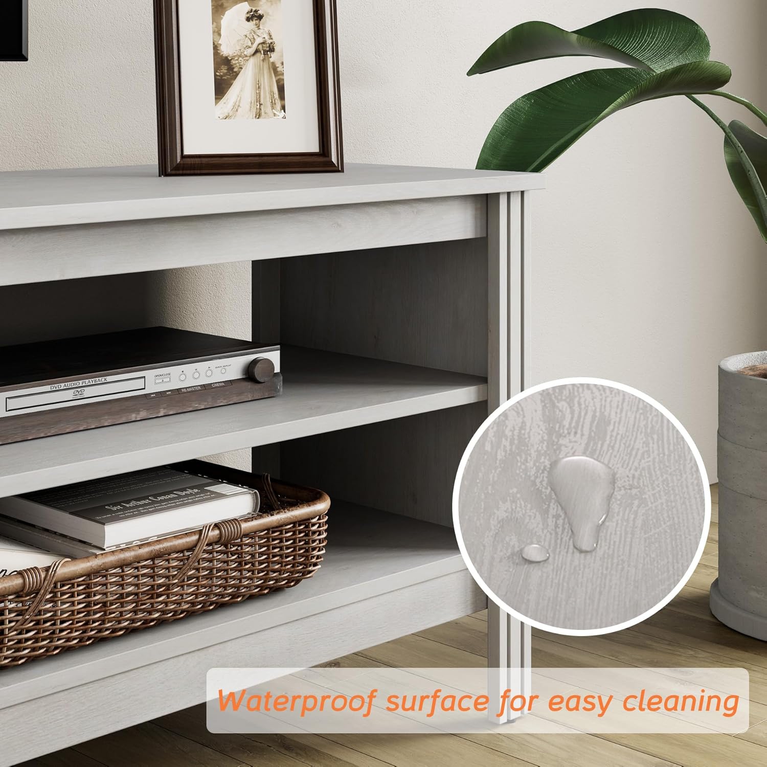 Meuble pour téléviseur WAMPAT Farmhouse pour téléviseurs jusqu'à 75&nbsp;po, centre de divertissement blanc pour console 80&nbsp;po avec 5 casiers