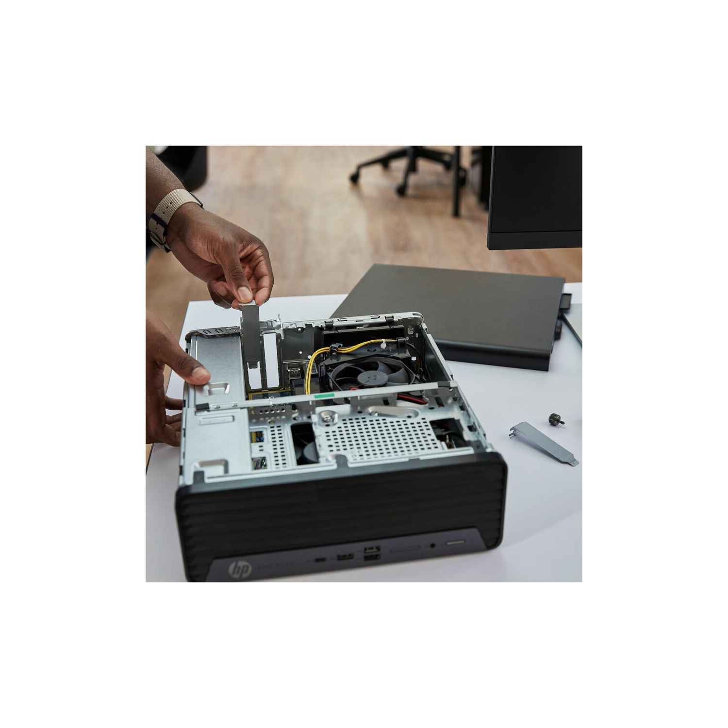 HP Pro SFF 400 G9 Desktop PC - Jack Black - - (A70PLUT#ABA)