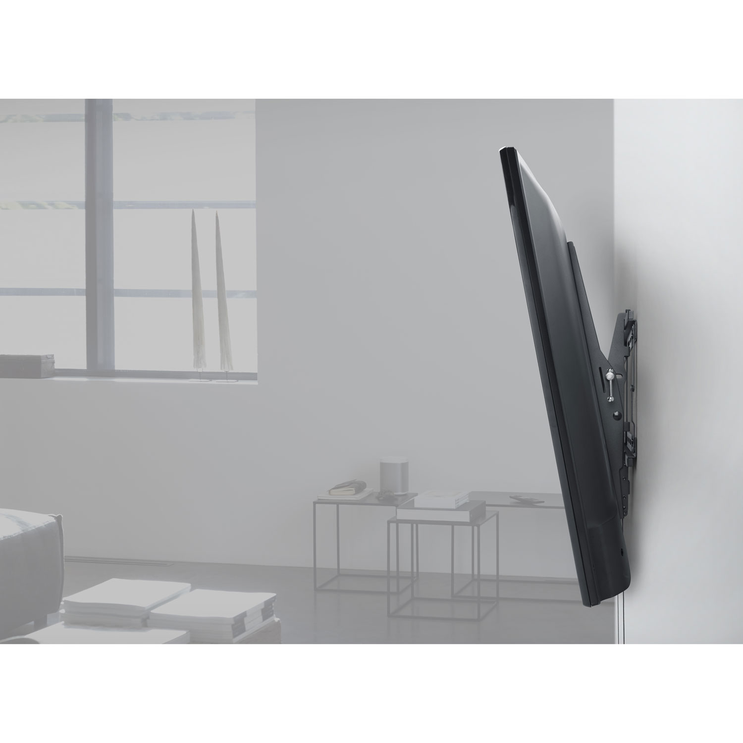 Support mural inclinable d'One For All pour téléviseur de 42 à 100 po - Noir