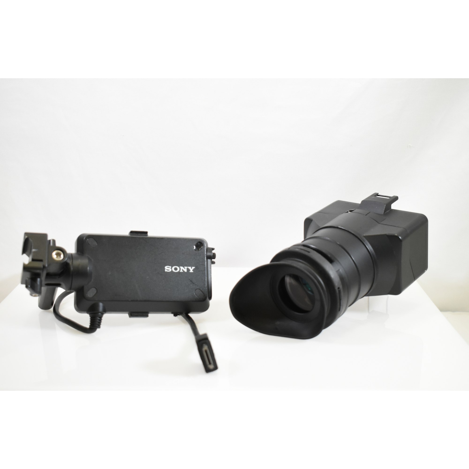 Remis à neuf - Moniteur FS7 II de Sony avec viseur oculaire – Configuration professionnelle d'assistance vidéo