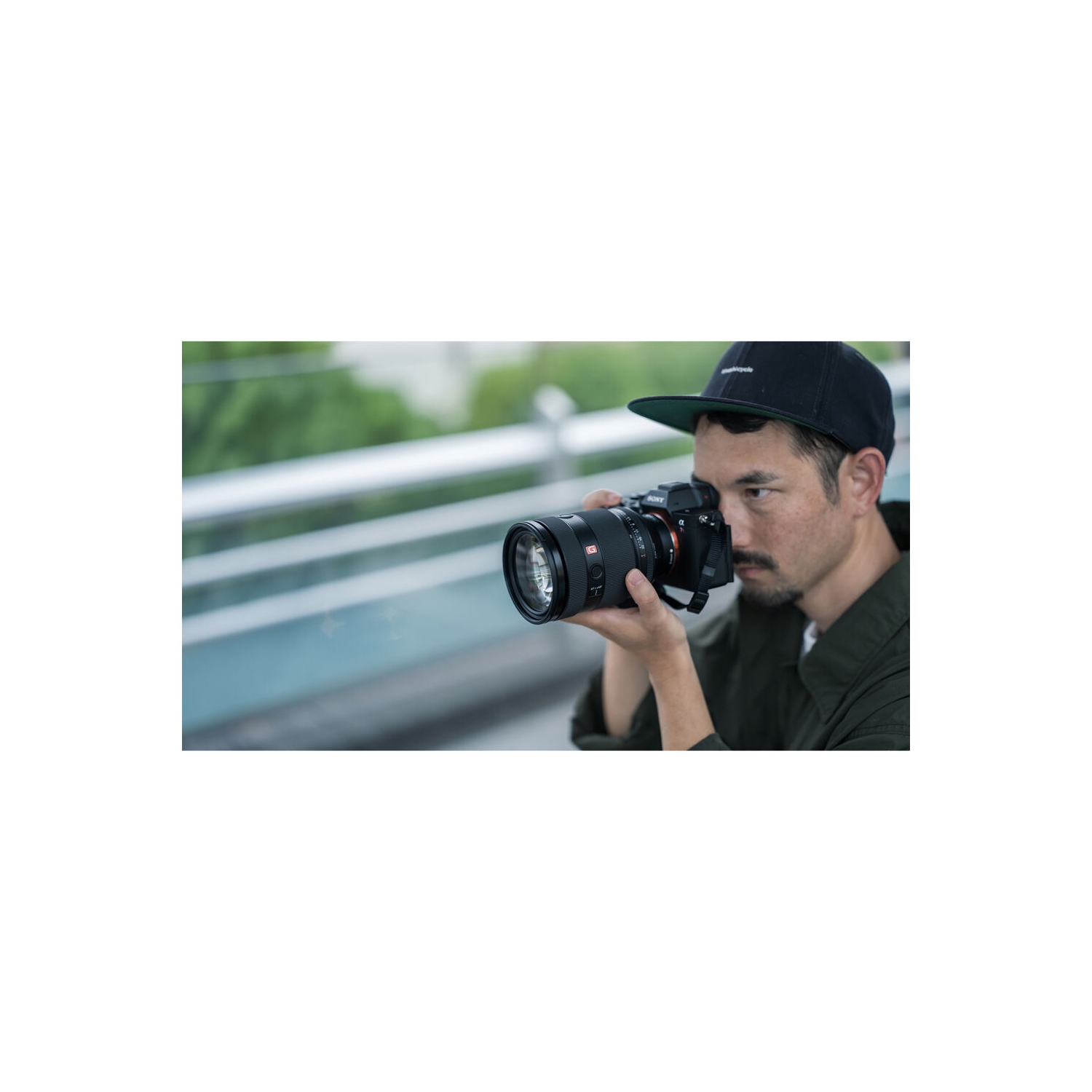 Remis à neuf - objectif GM f/2 28-70&nbsp;mm G Master FE de Sony (Sony E) + sac à dos à bandoulière + bien plus