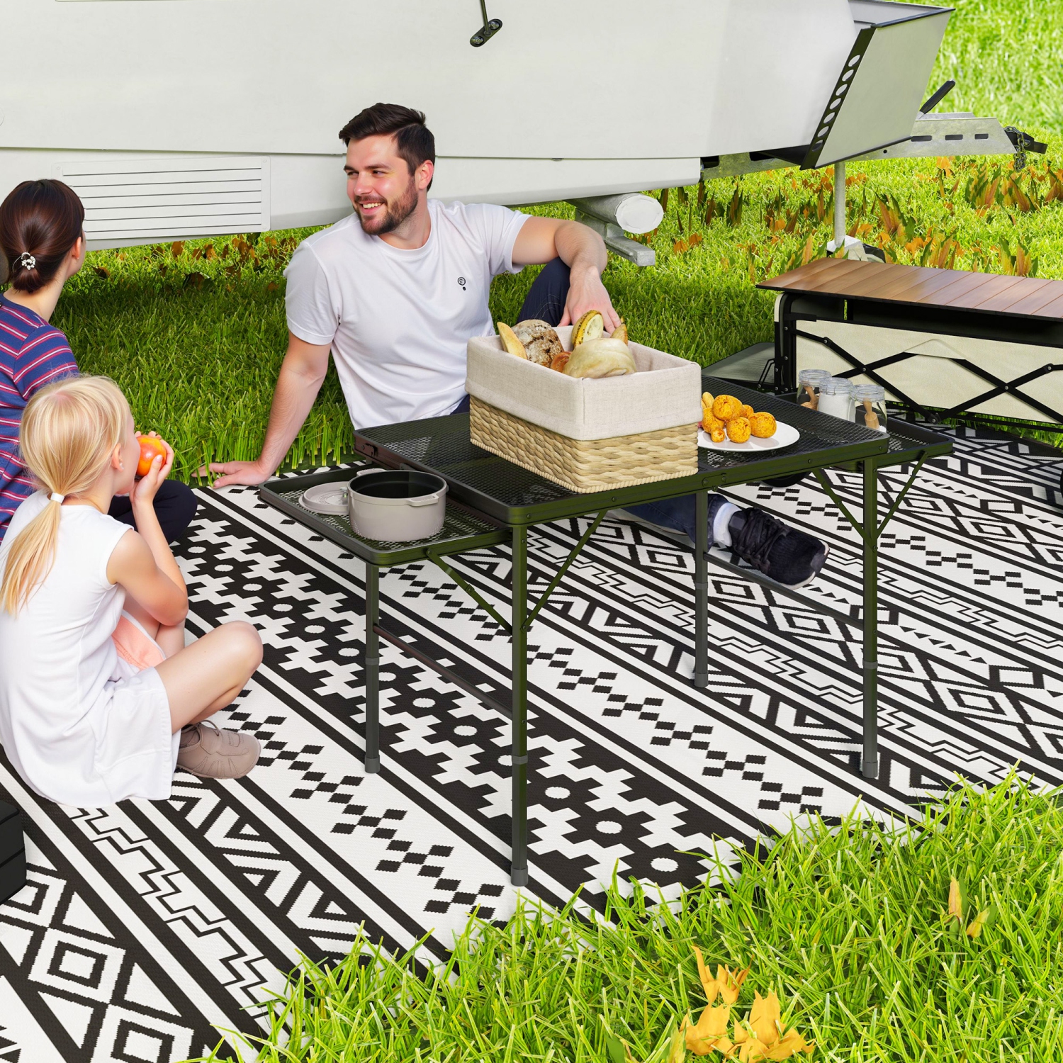 Table pliante Outsunny 4.5 pi, table de camping à hauteur réglable avec 2 panneaux latéraux, table de pique-nique portative en métal avec bureau