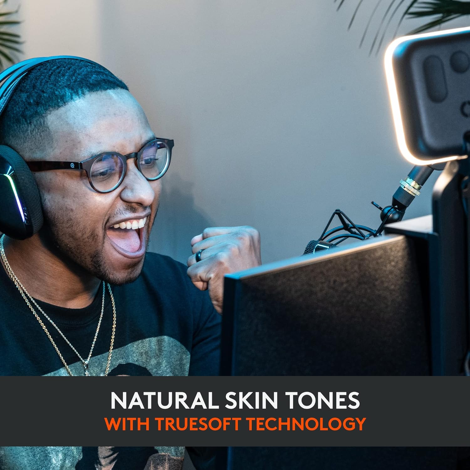 Logitech for Creators Litra Glow Premium LED Streaming Light with TrueSoft, Brightness & Color Temp Settings, Desktop app Control for PC/Mac -