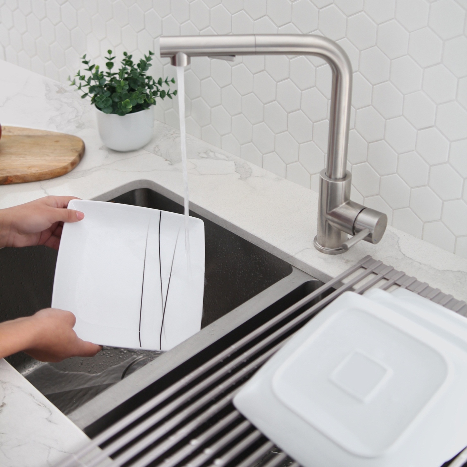 STYLISH Kitchen Sink Faucet Single Handle Pull Down Dual Mode Stainless Steel, Brushed Finish K-130S