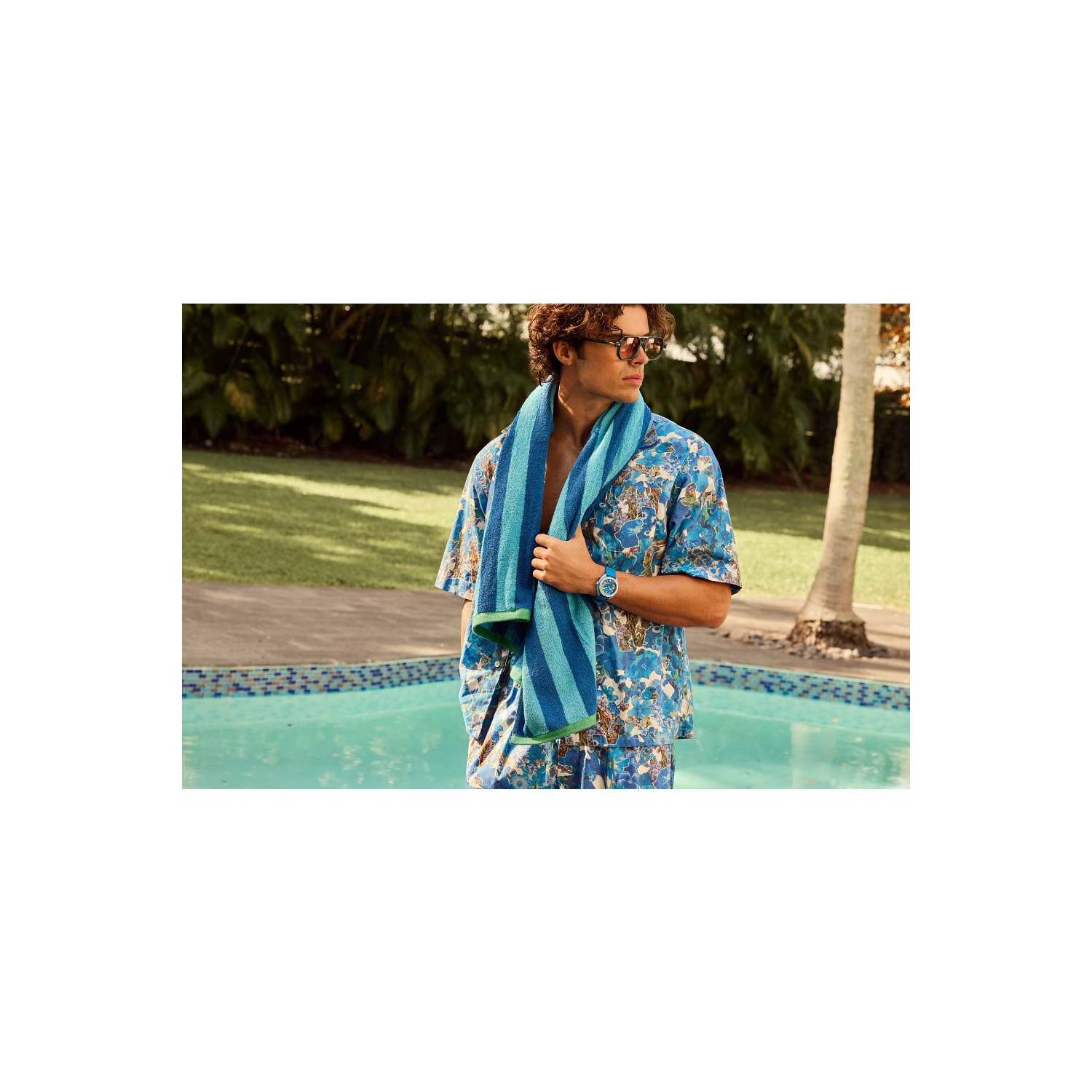 Montre à quartz pour hommes de Bulova avec tuba 41 mm, boîtier en céramique bleu, bracelet en caoutchouc bleu HNBR et cadran bleu