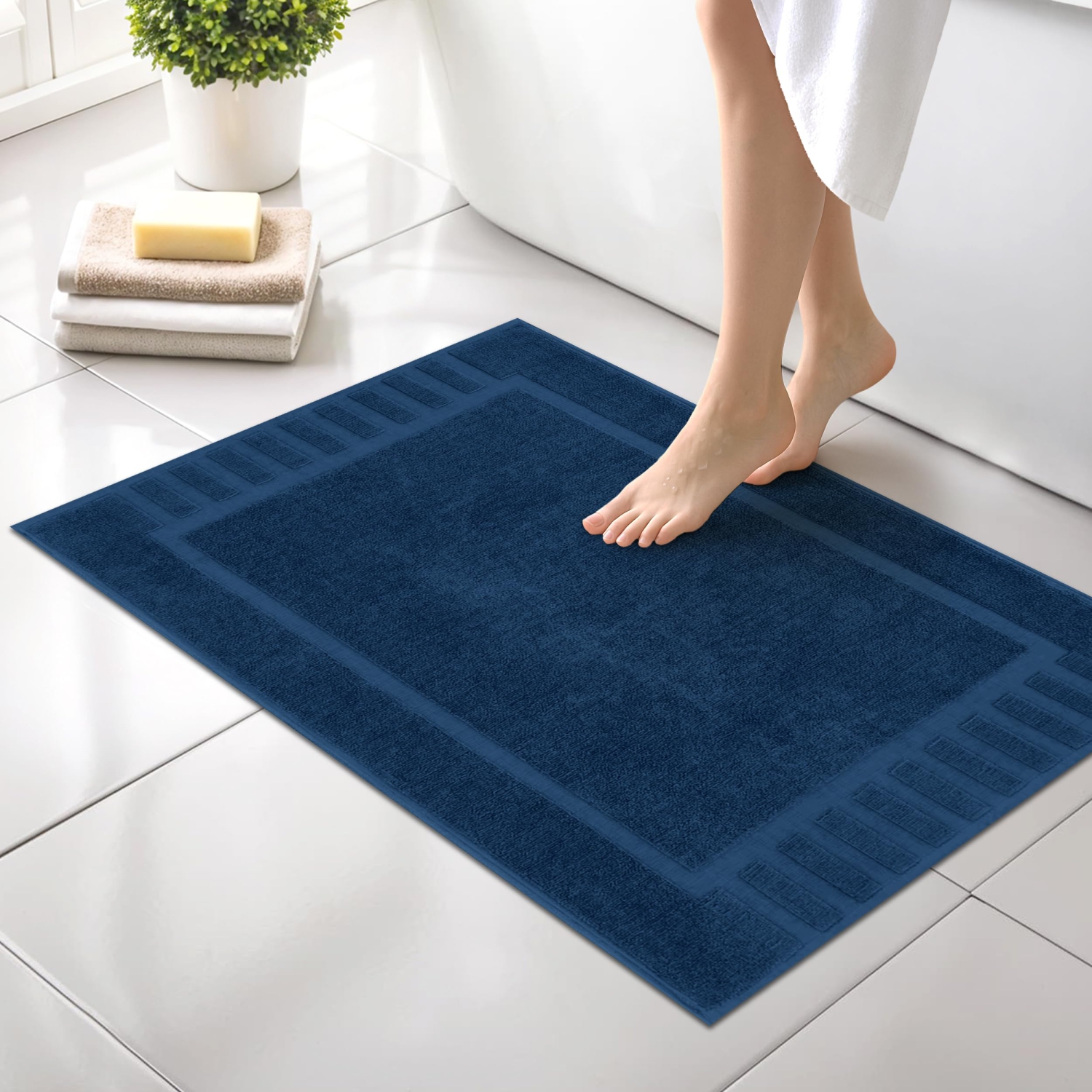 Tapis de bain Canadian Linen Imperial, paq. 2, 20 x 30&nbsp;po, coton doux absorbant, léger, séchage rapide, lavable à motif de touches de piano,