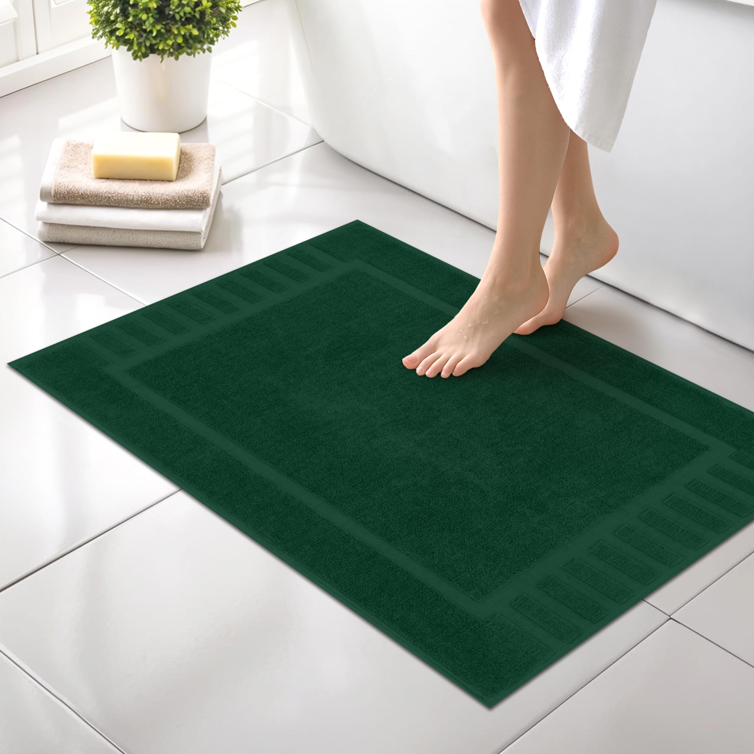 Tapis de bain Canadian Linen Imperial, paq. 2, 20 x 30&nbsp;po, coton doux absorbant, léger, séchage rapide, avec motifs de touches de piano, vert