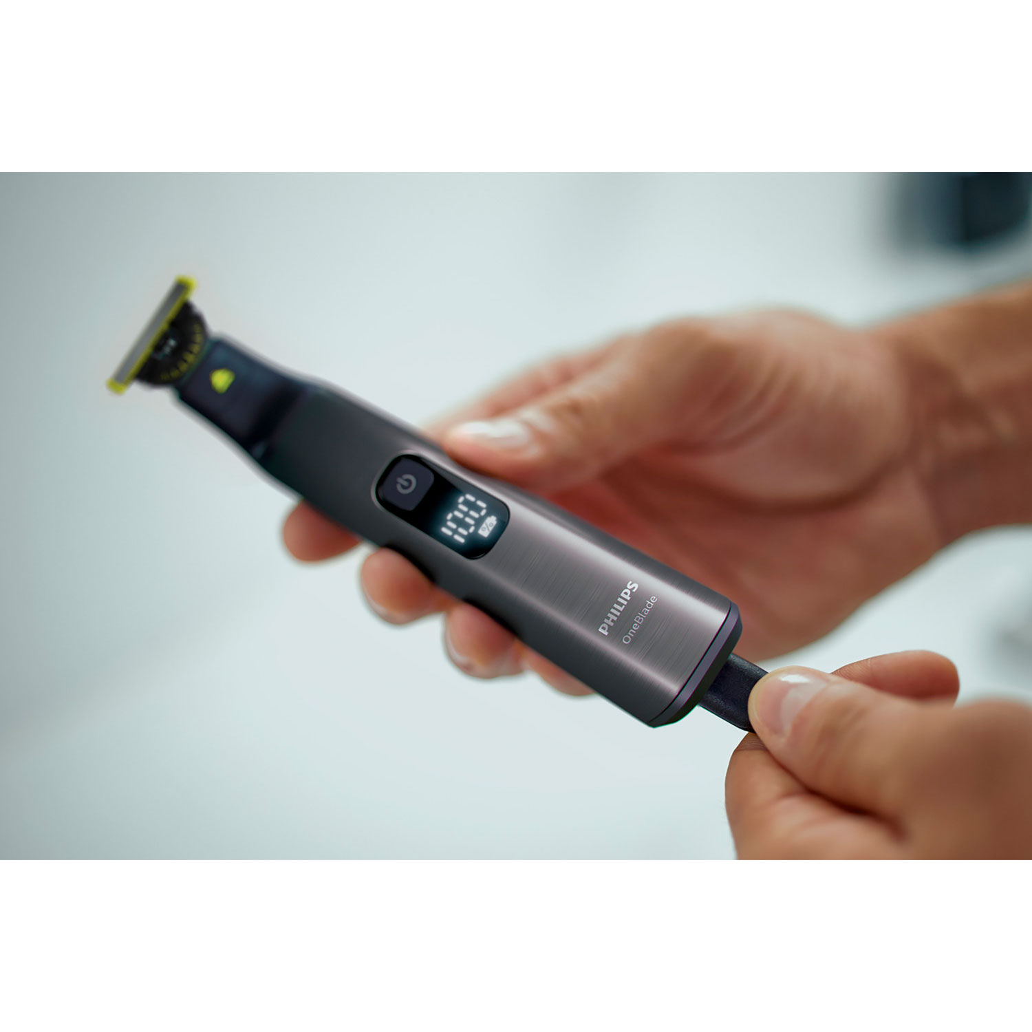 Philips OneBlade Pro 360 Face/Body Trimmer