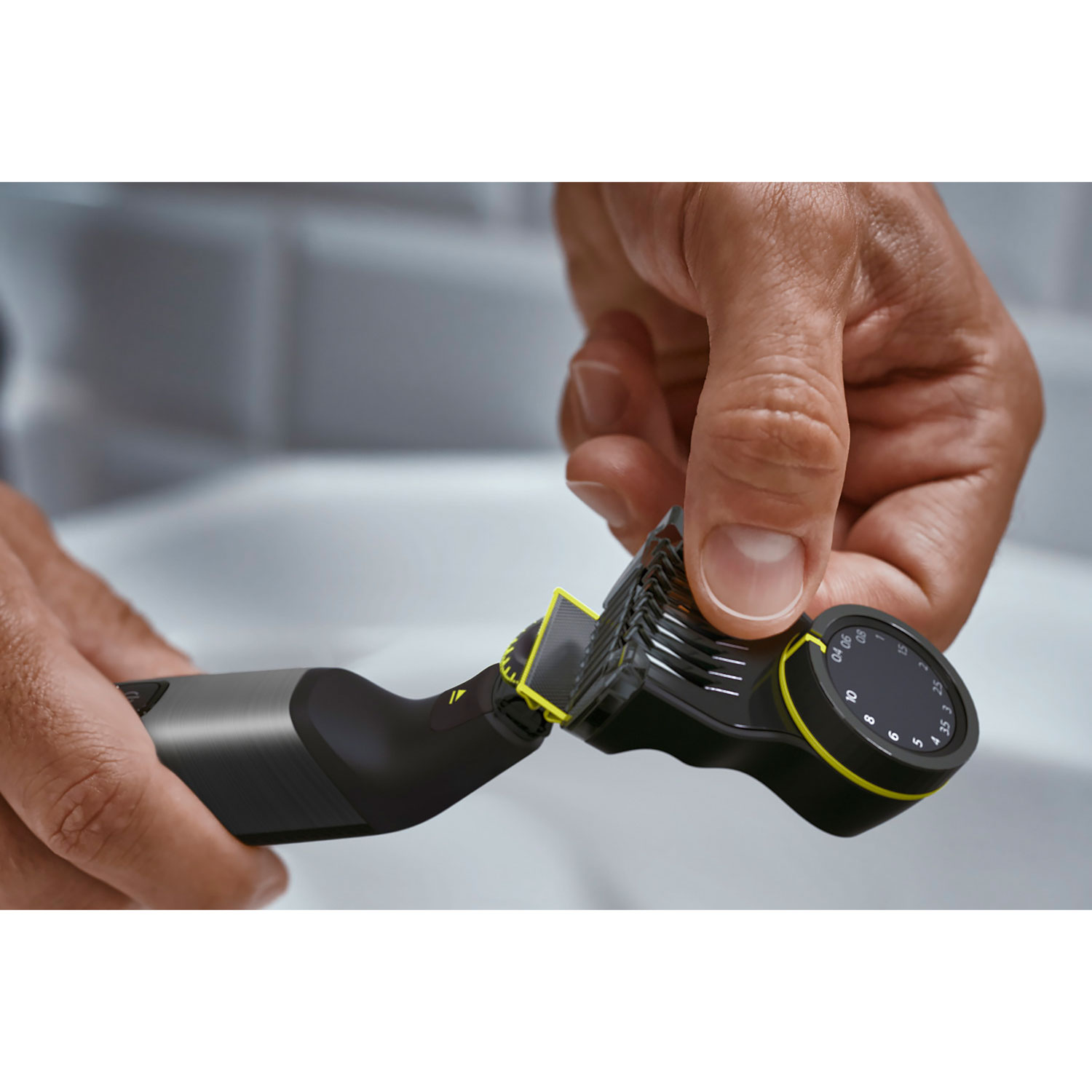 Philips OneBlade Pro 360 Face/Body Trimmer