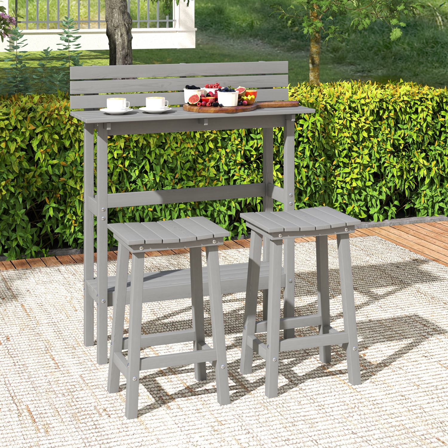 Ensemble de bar extérieur Outsunny 3 pièces, table de bar rectangulaire de 43&nbsp;po de haut et 2 tabourets de bar, table de bar style champêtre et