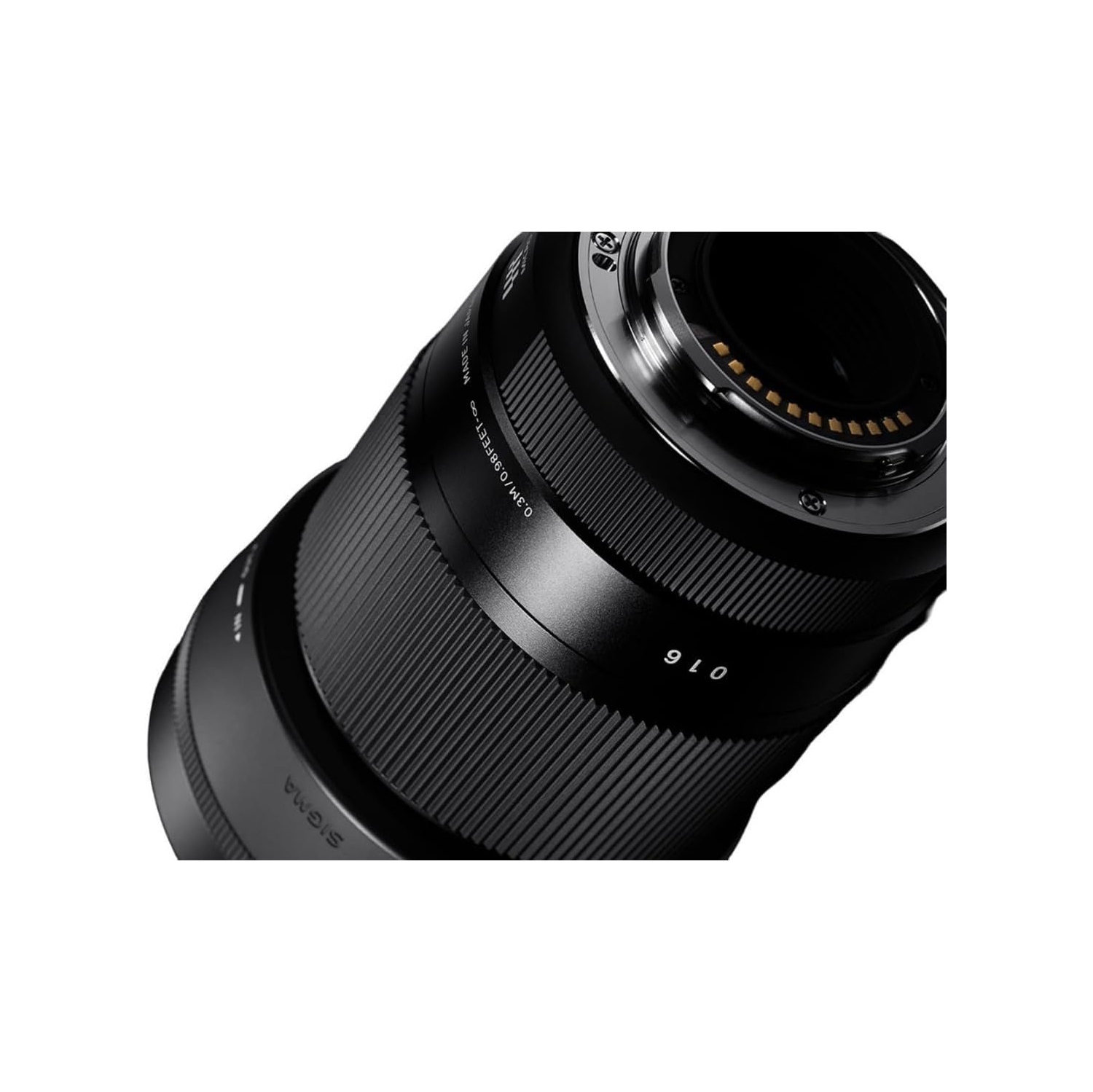 Sigma 30mm f/1.4 DC DN Contemporary Lens + Cleaning Kit + More