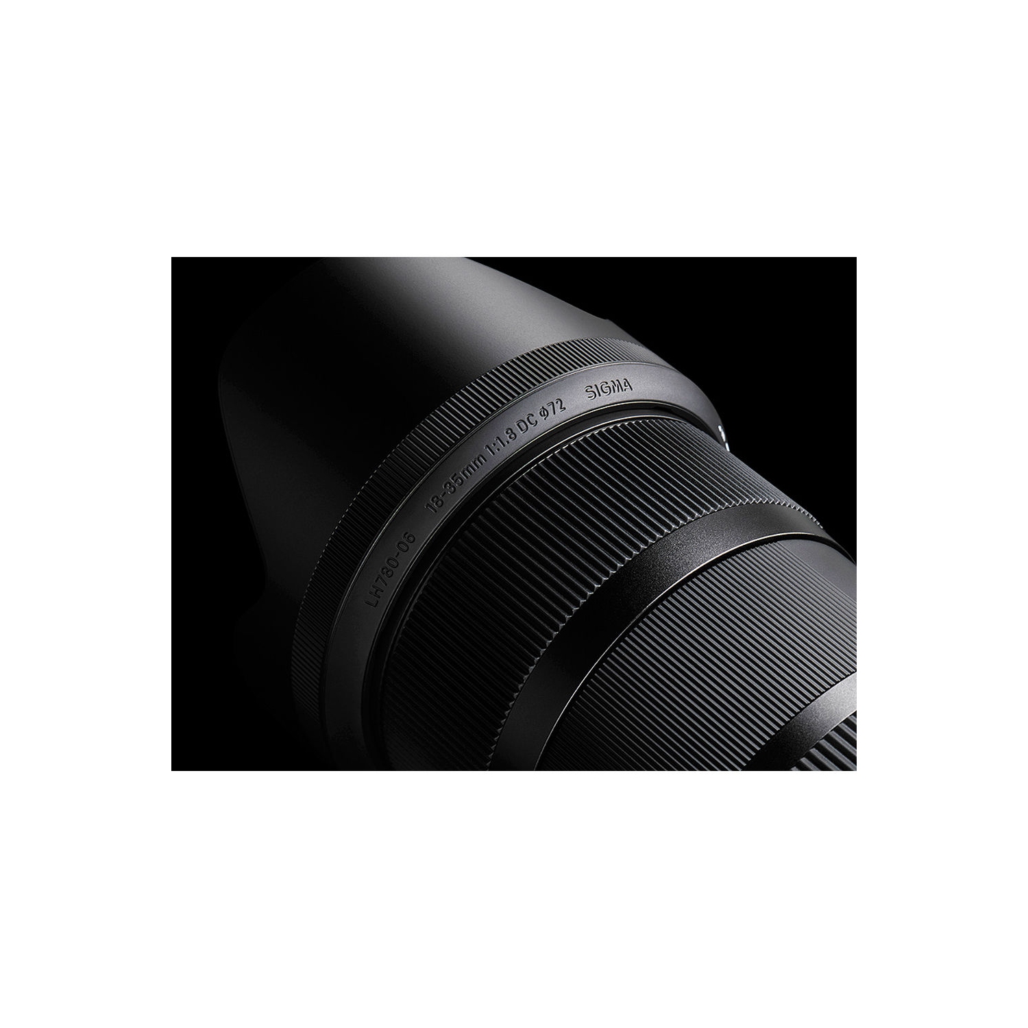 Objectif DC HSM 18-35&nbsp;mm f/1,8 de Sigma pour ensemble de Nikon