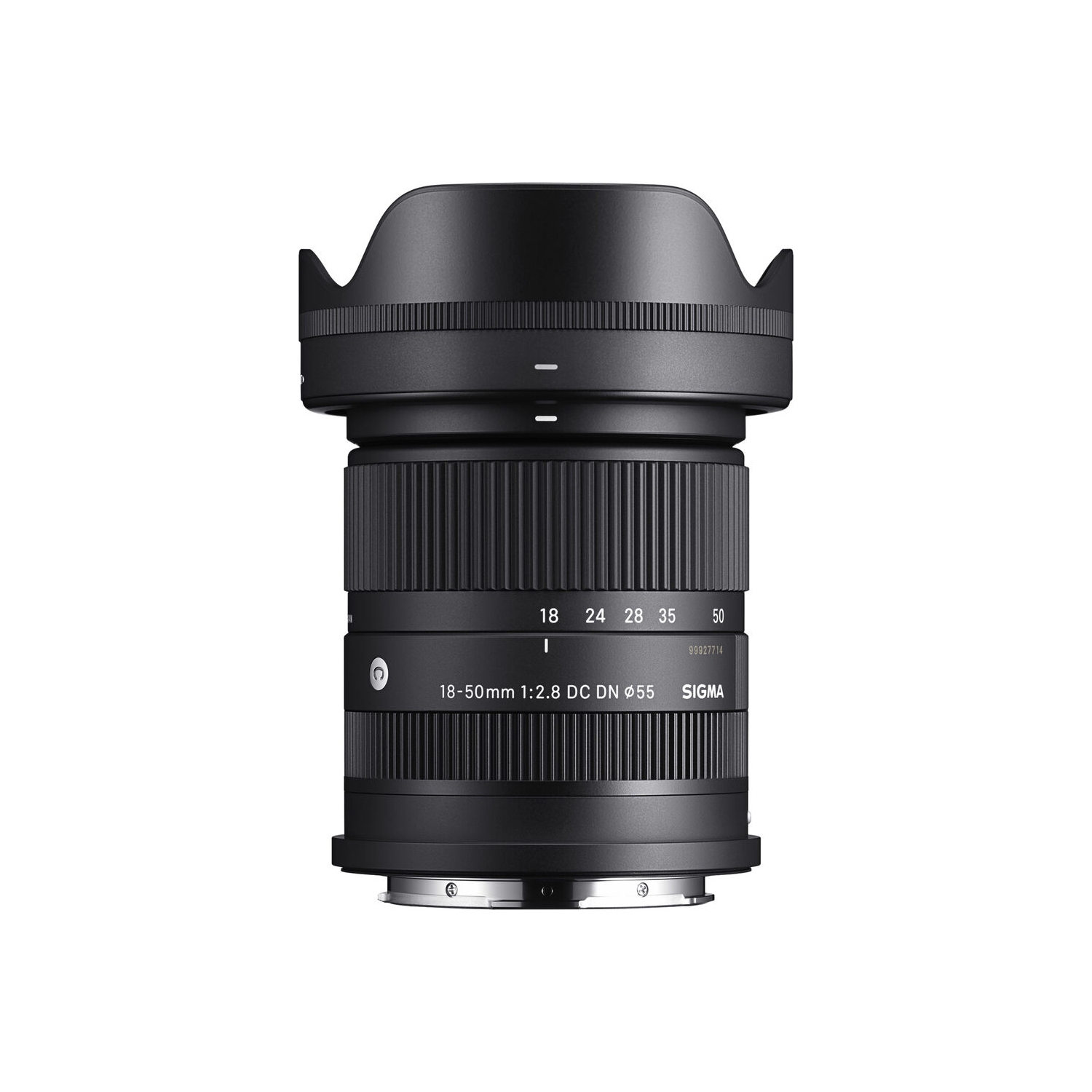 Sigma 18-50mm f/2.8 DC DN Contemporary Lens for Leica L + Bundle