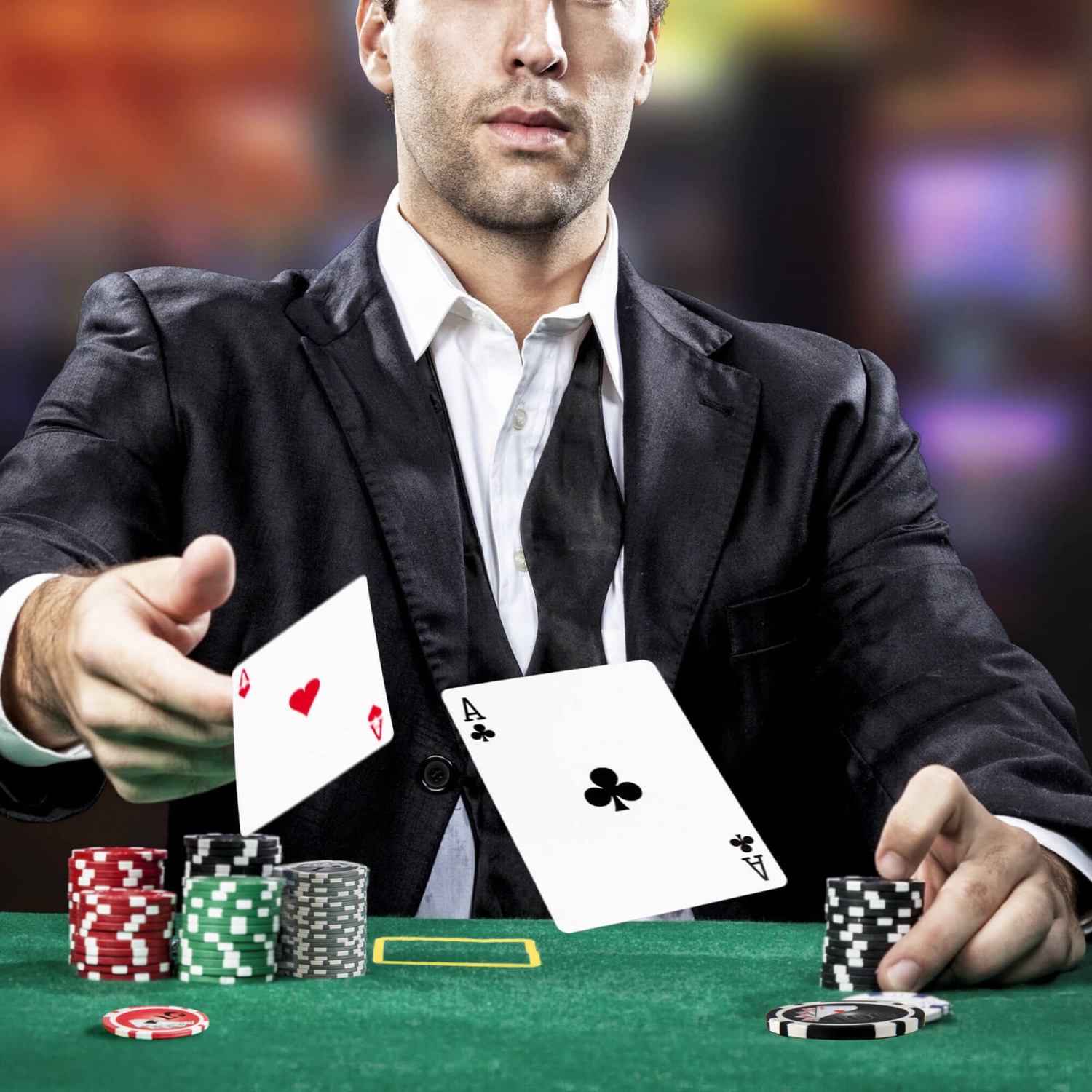 Costway Texas Holdem Poker Chip Set with 400 Pieces Chips 2 Deck of Cards & Dealer Button