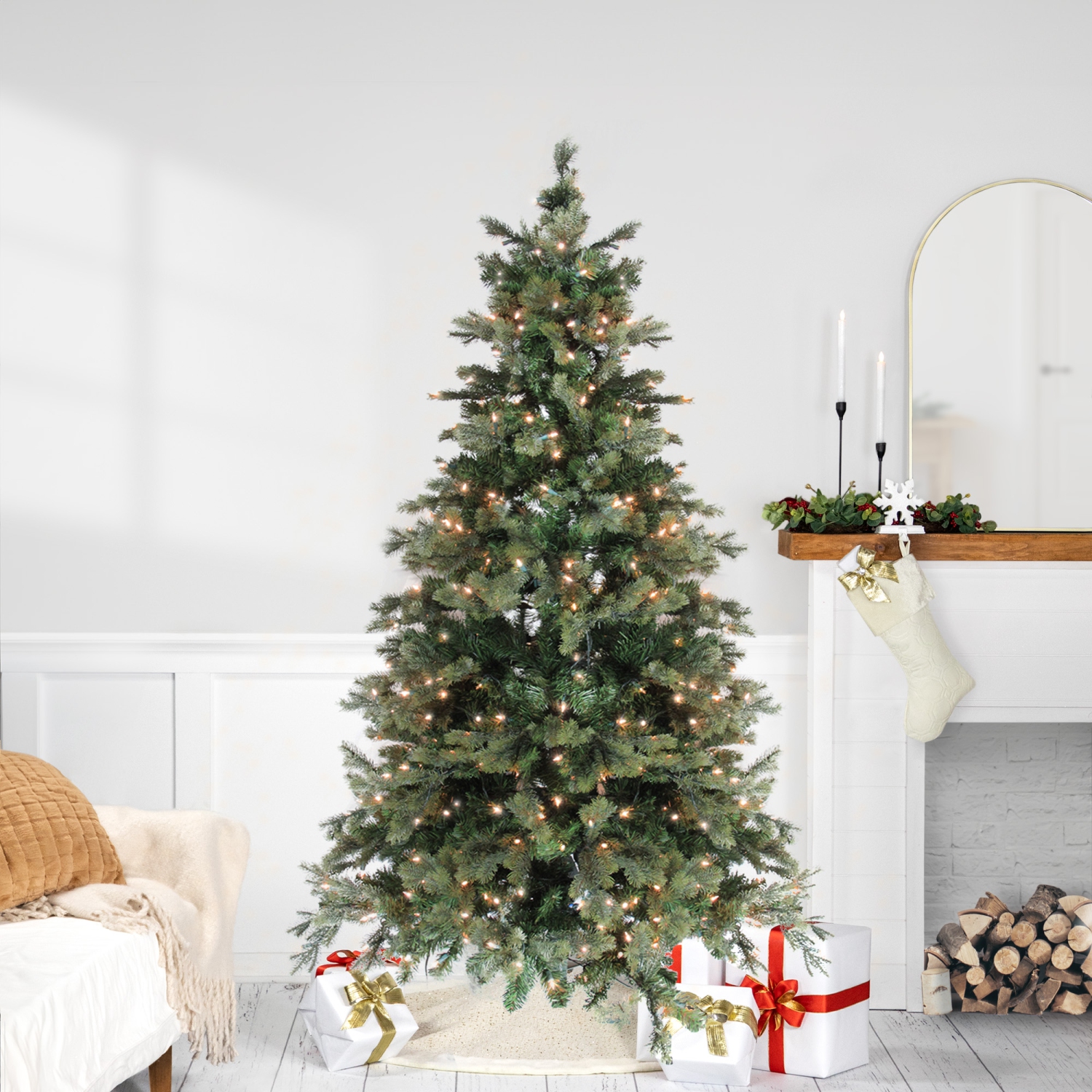 Pre-Lit Medium Savannah Spruce Artificial Christmas Tree - 6' - Clear Lights